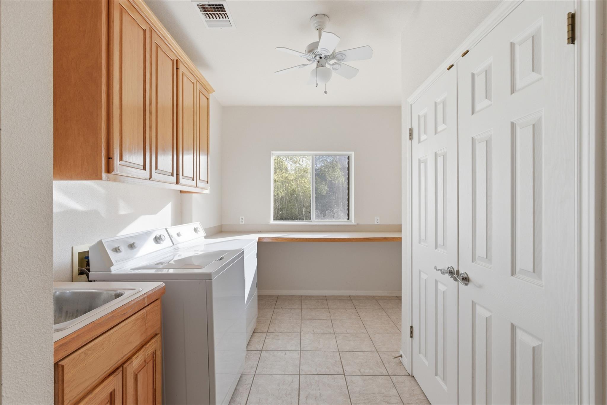 144 Woodland Trl, Leander, TX 78641