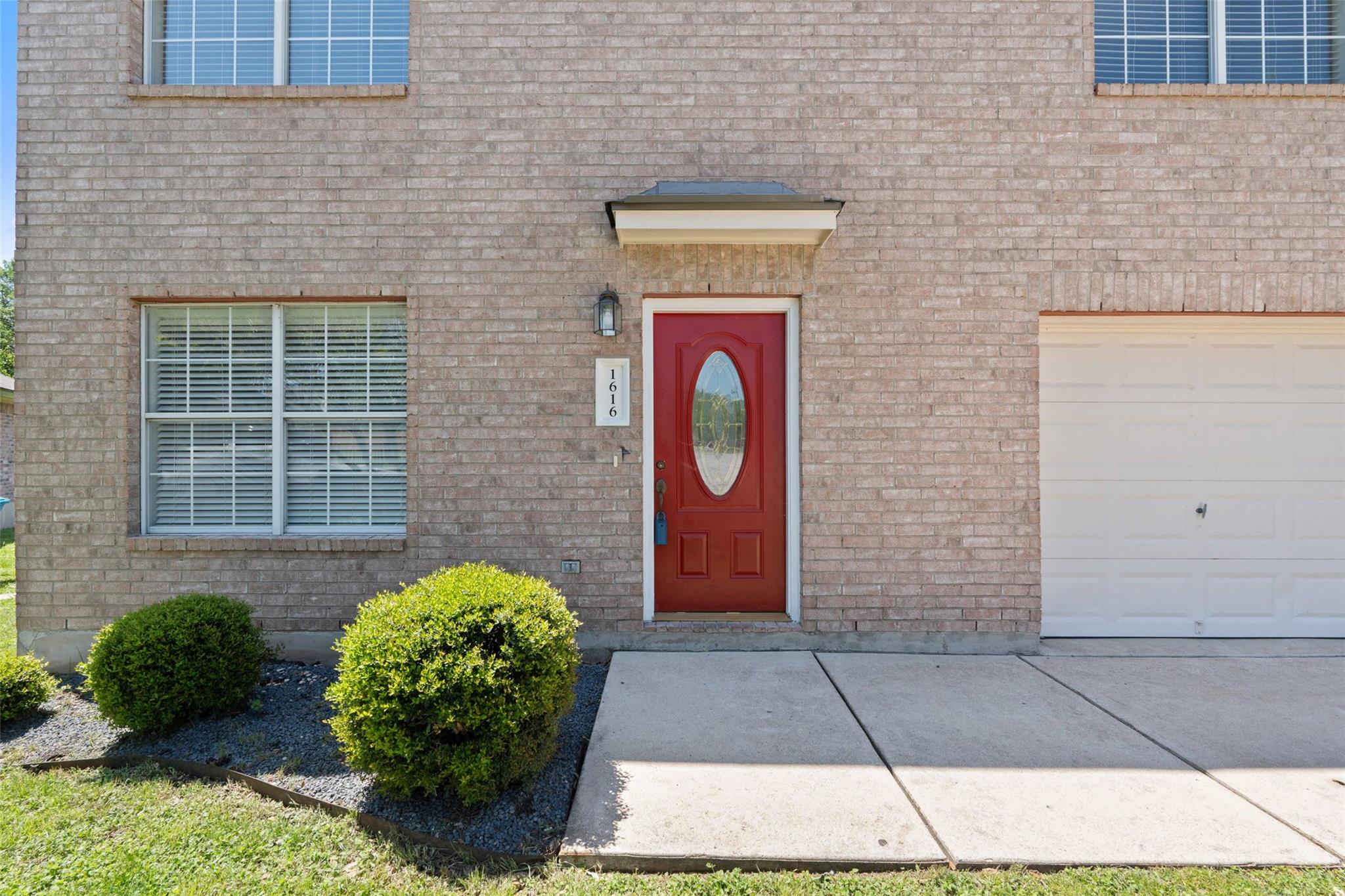 1616 Windy Park Ct, Round Rock, TX 78664