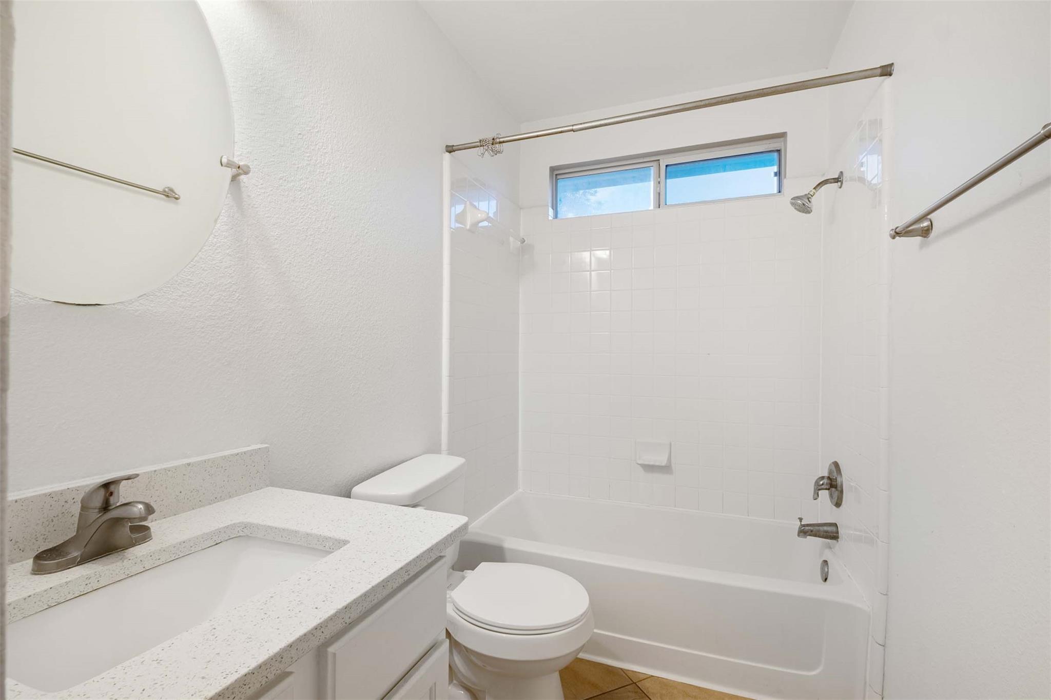 105 Cattail Cv, Hutto, TX 78634