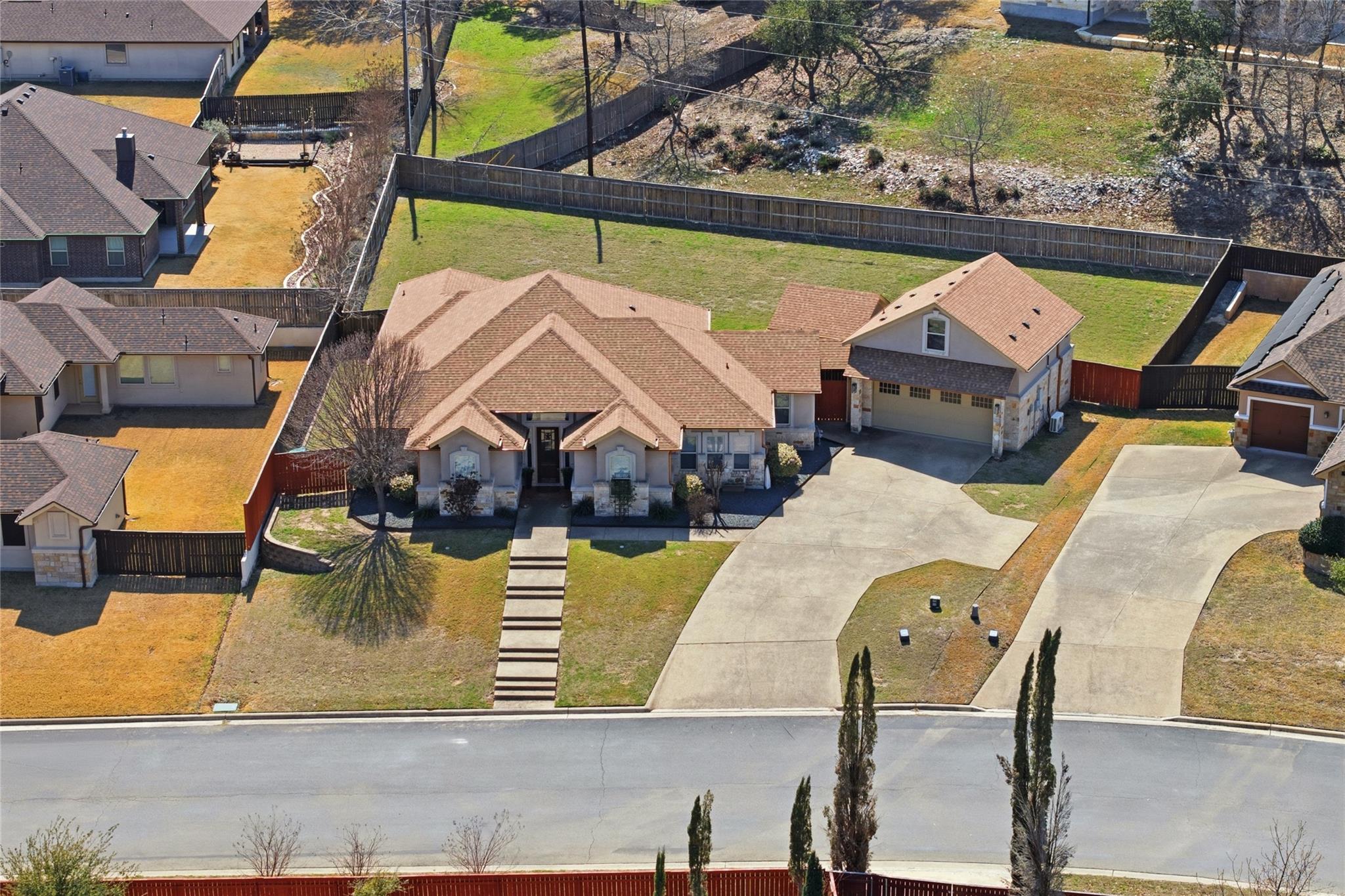 1135 Redleaf Dr, Nolanville, TX 76559