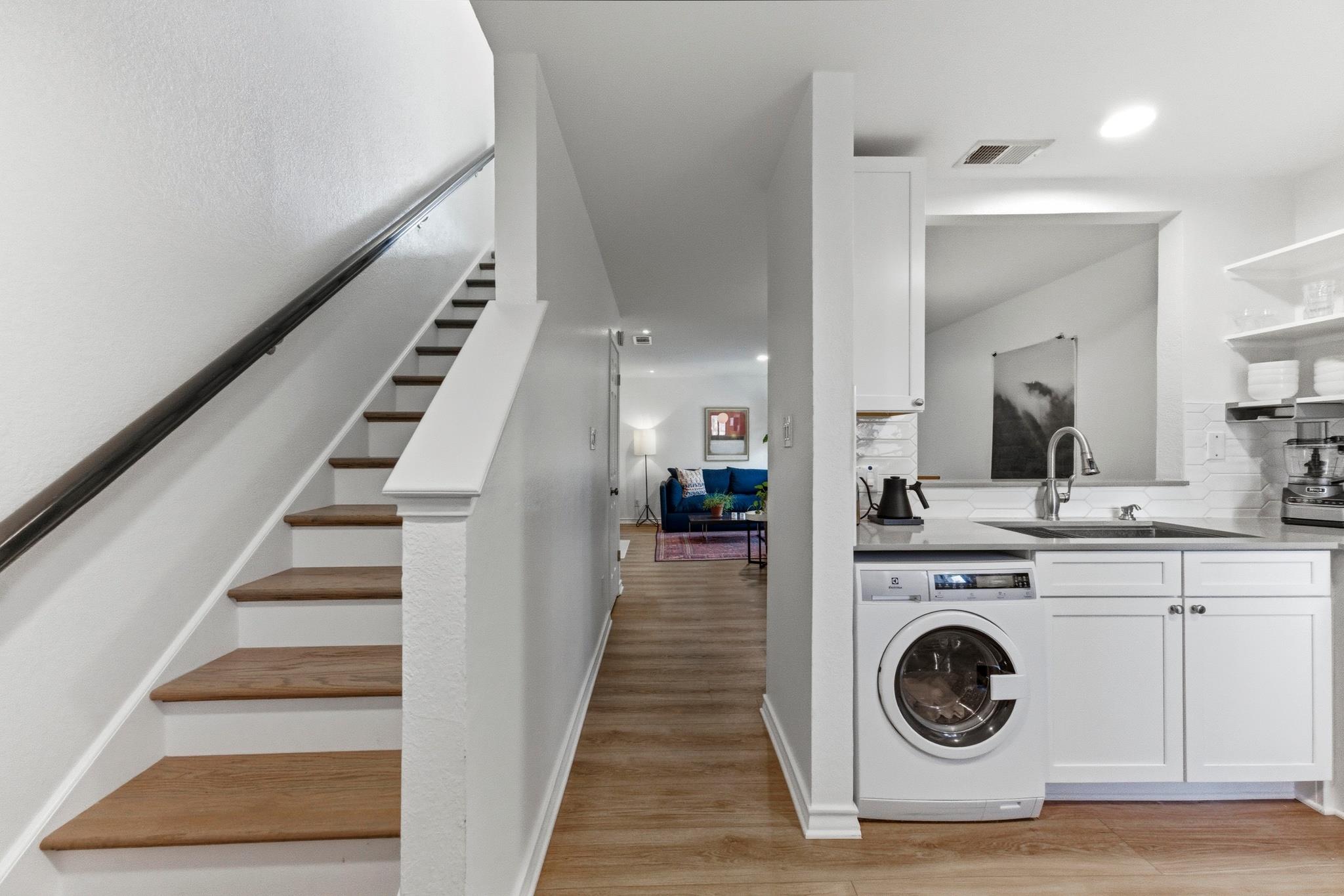 2605 Enfield Rd # 218, Austin, TX 78703