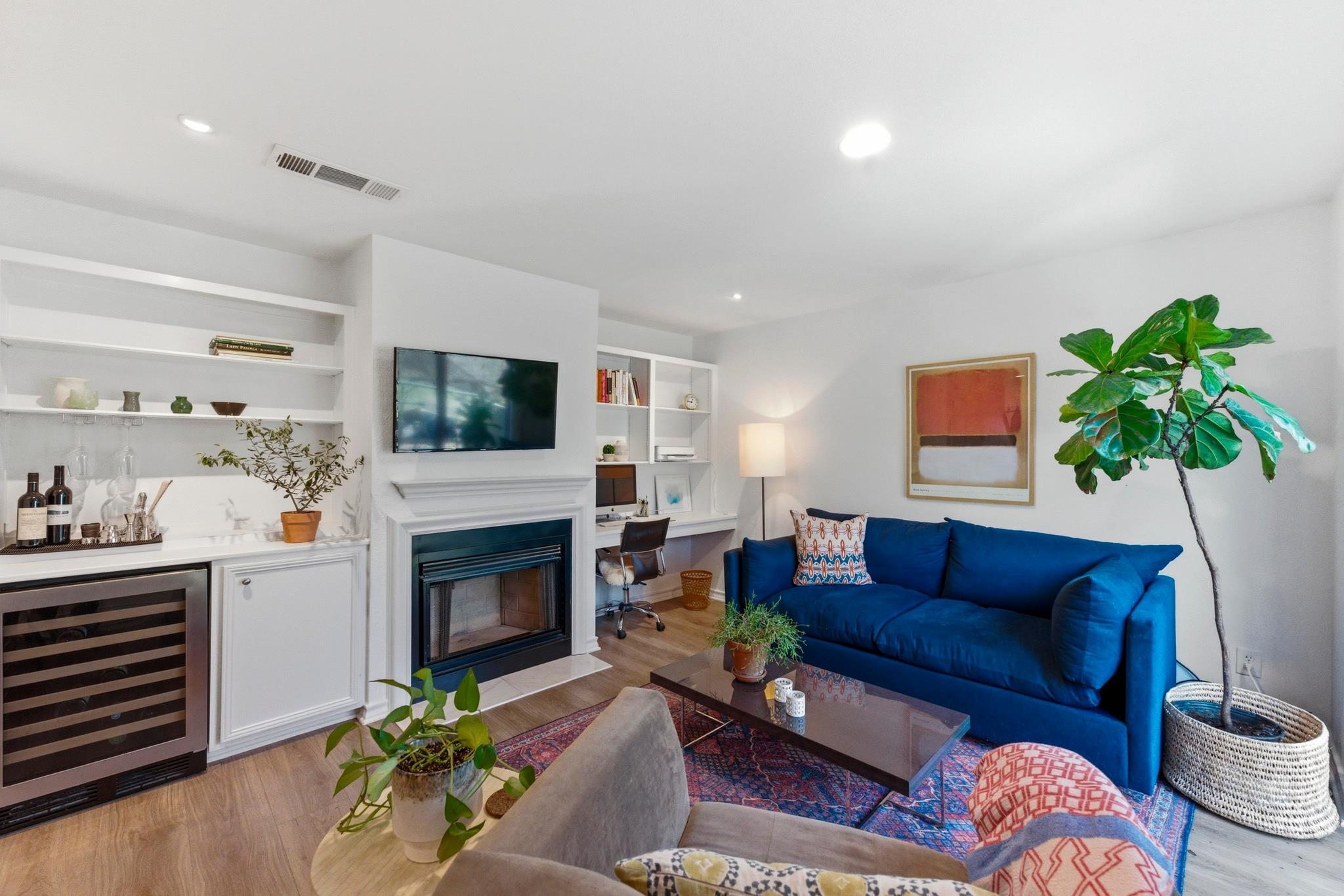 2605 Enfield Rd # 218, Austin, TX 78703