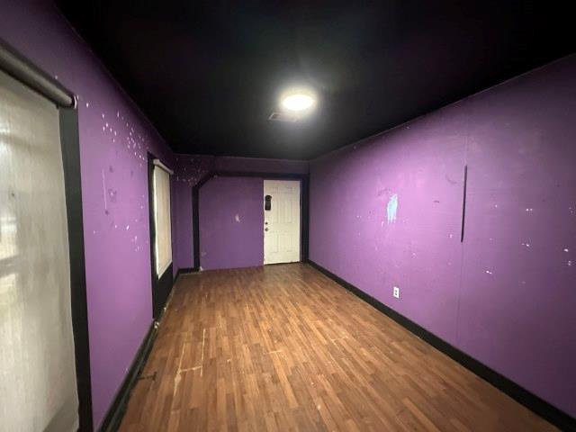 548 Spring River Dr, Martindale, TX 78655