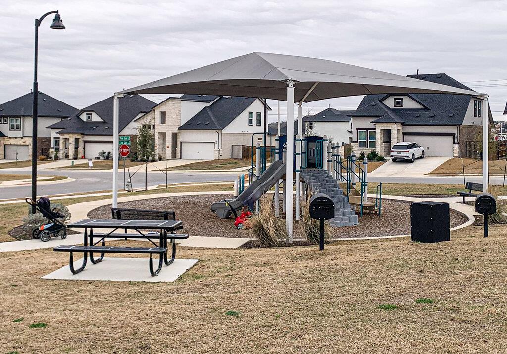 2903 Sebring Cir, Austin, TX 78747