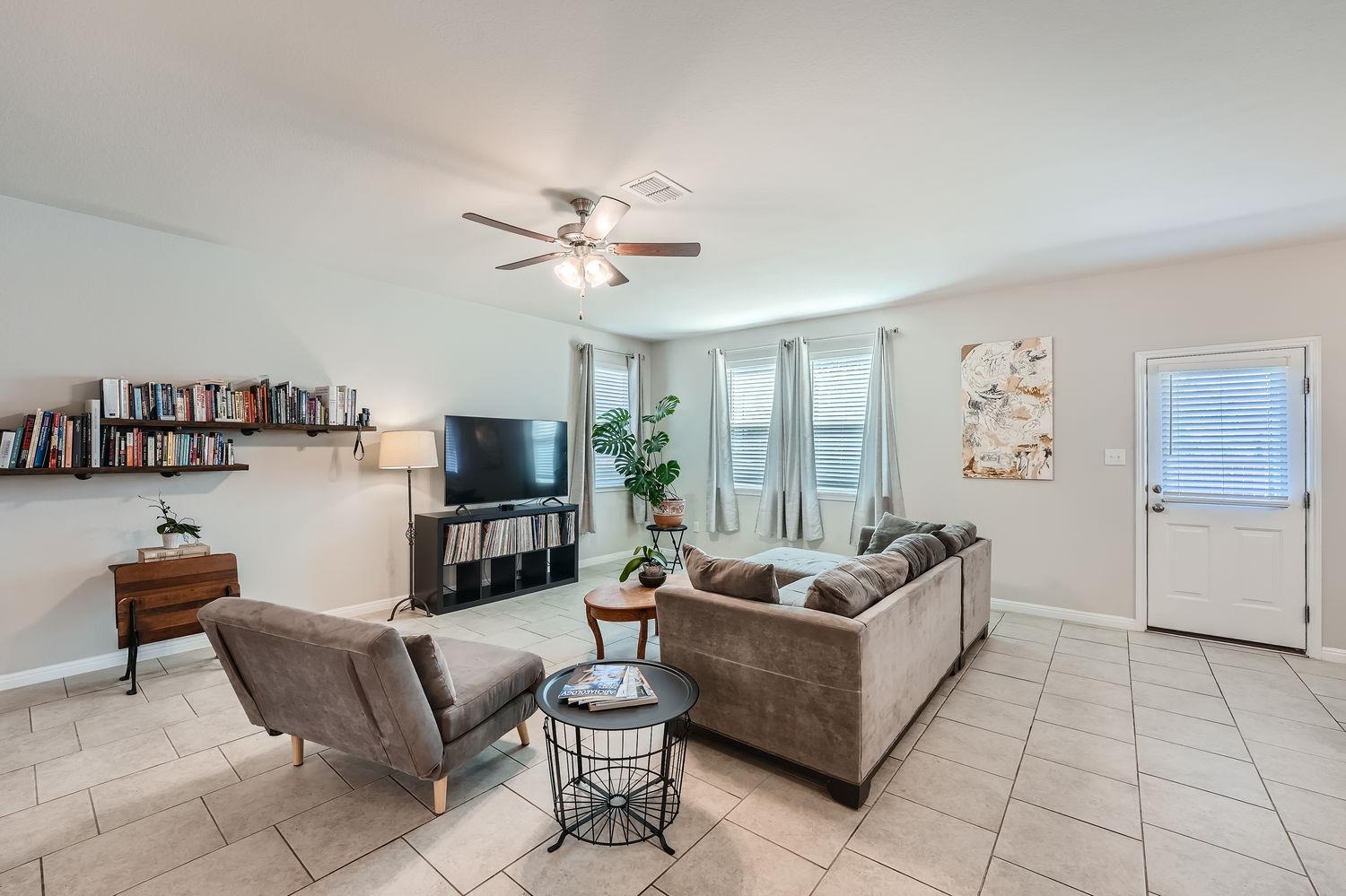 1205 Falconer Way # 91, Austin, TX 78748