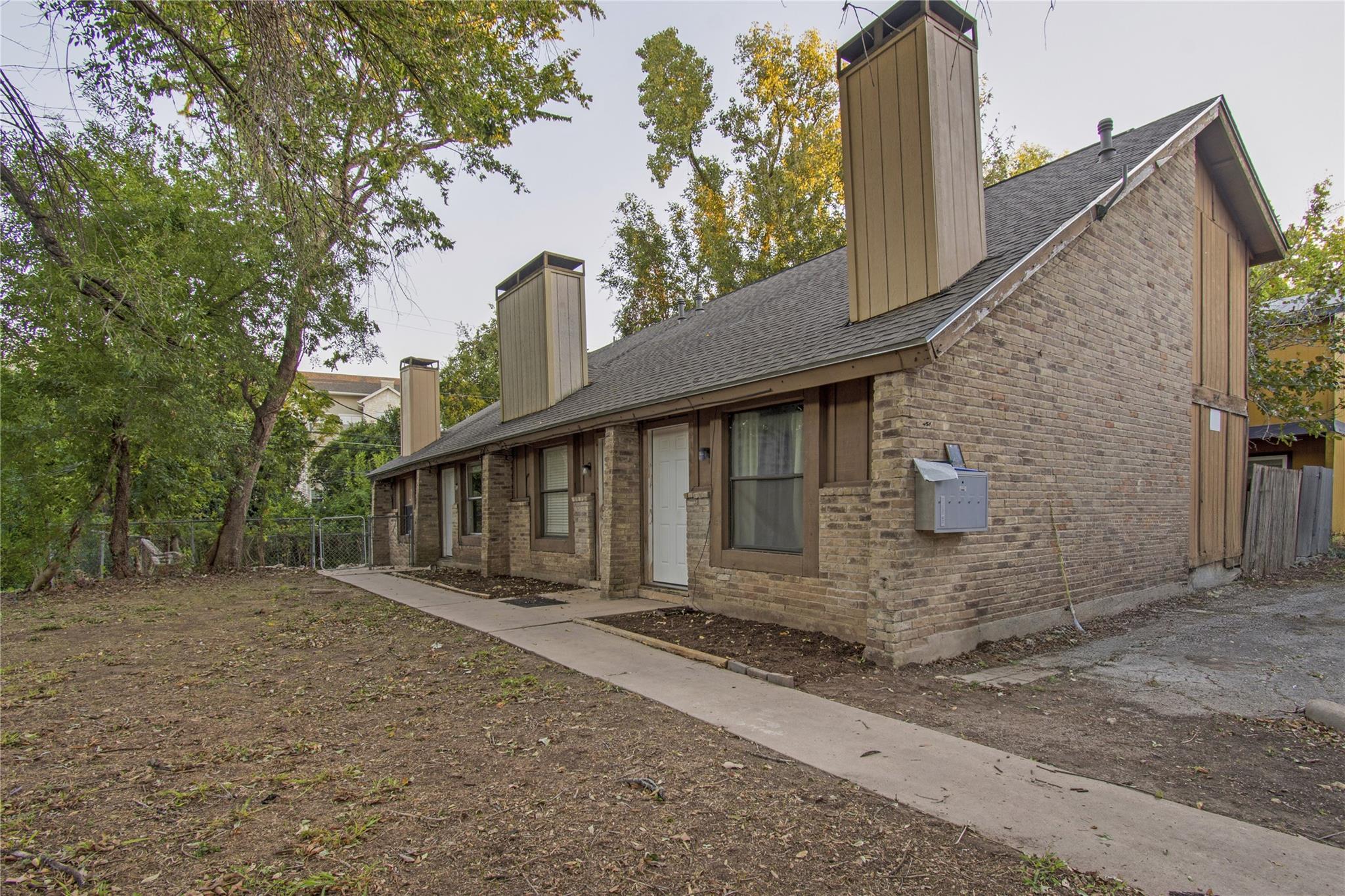 3454 Willowrun Dr # 4, Austin, TX 78704