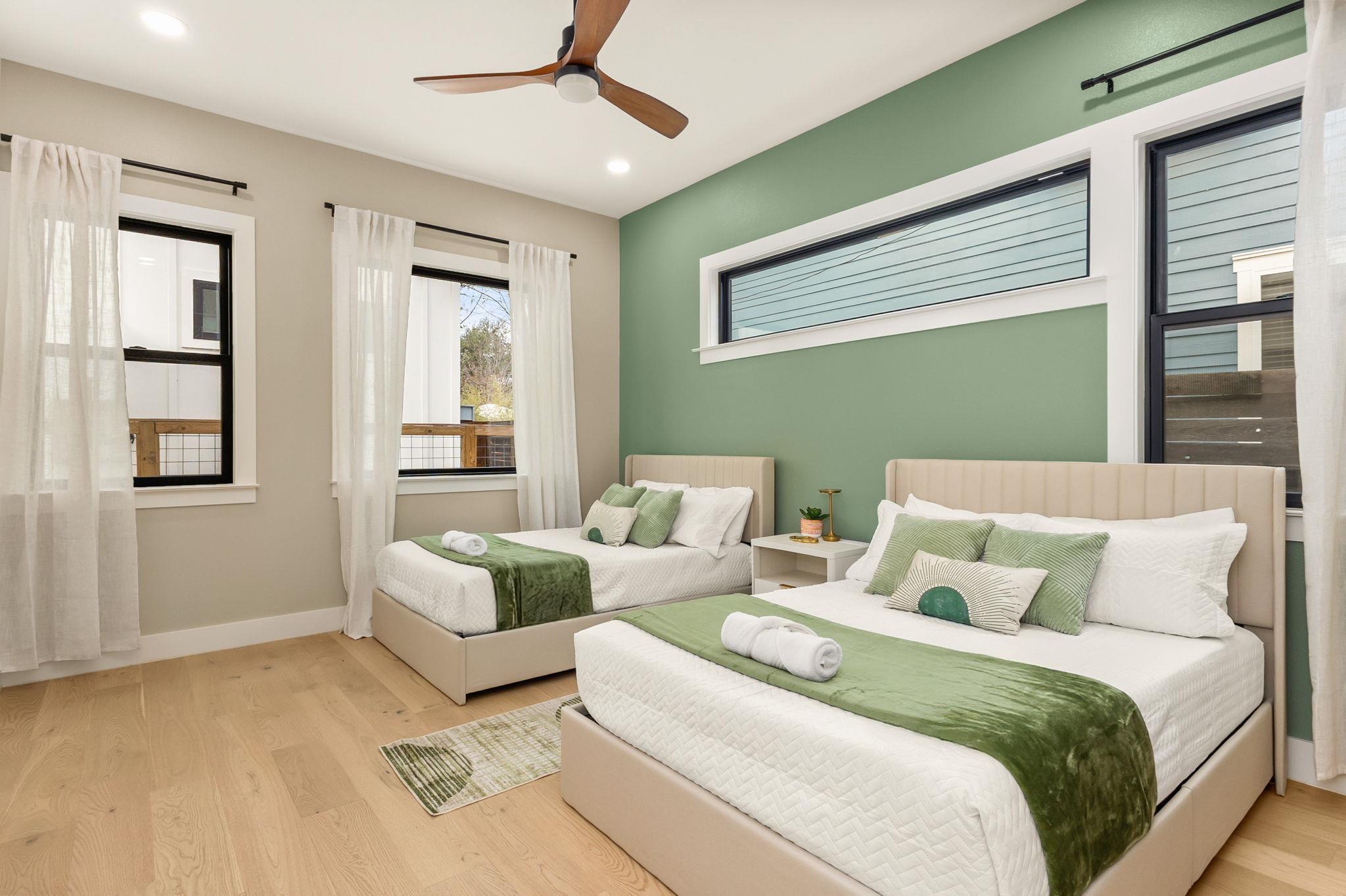 4418 Red River St # 1, Austin, TX 78751