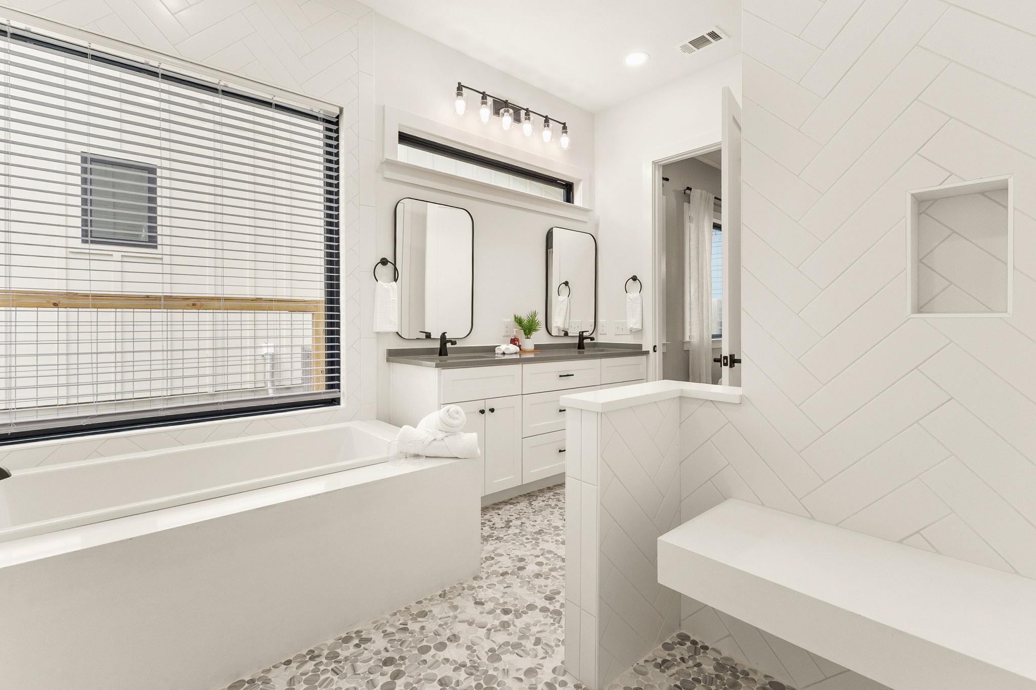 4418 Red River St # 1, Austin, TX 78751