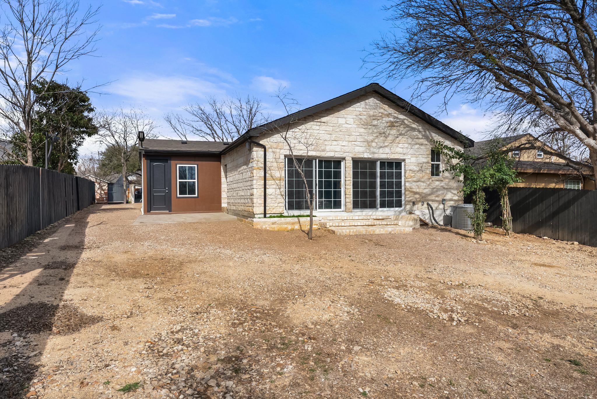 2201 Teri Rd, Austin, TX 78744
