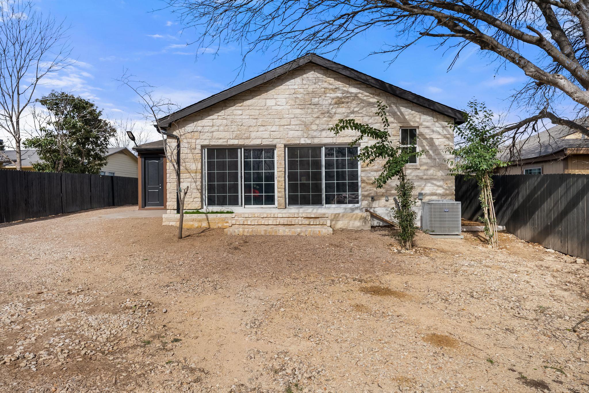 2201 Teri Rd, Austin, TX 78744
