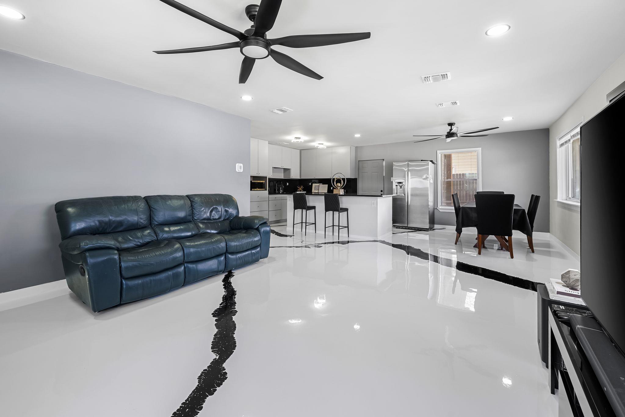 2201 Teri Rd, Austin, TX 78744