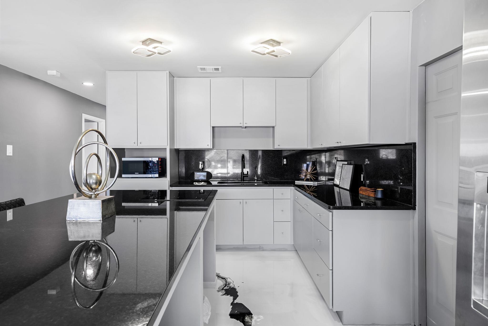 2201 Teri Rd, Austin, TX 78744