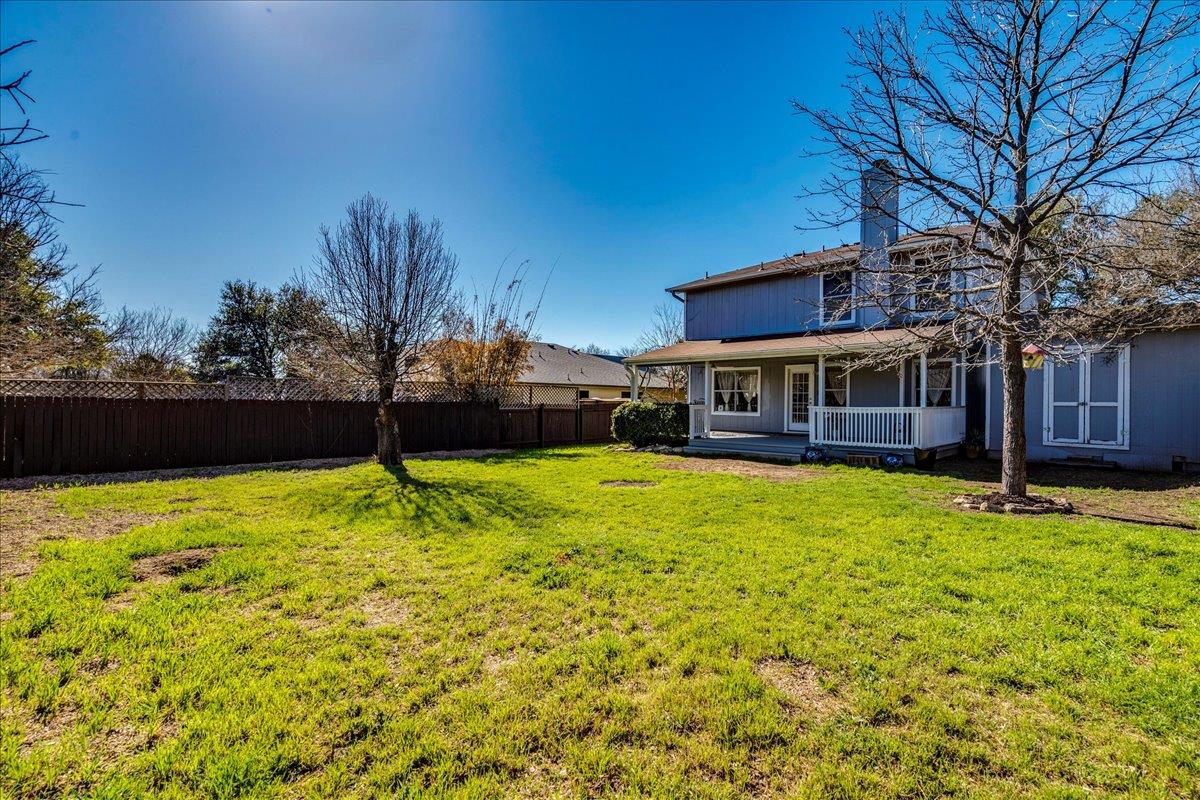 8328 Doe Meadow Dr, Austin, TX 78749