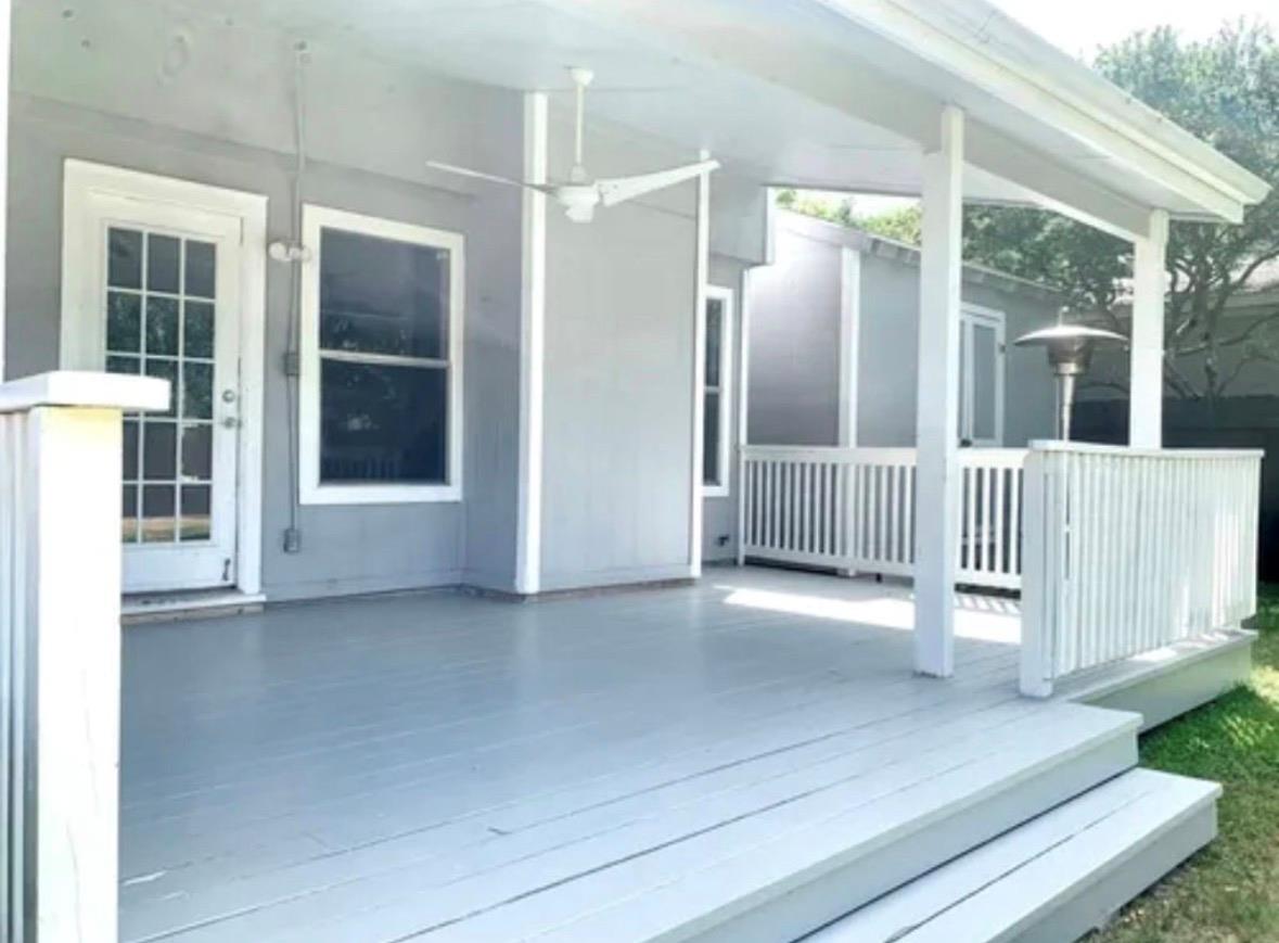 8328 Doe Meadow Dr, Austin, TX 78749