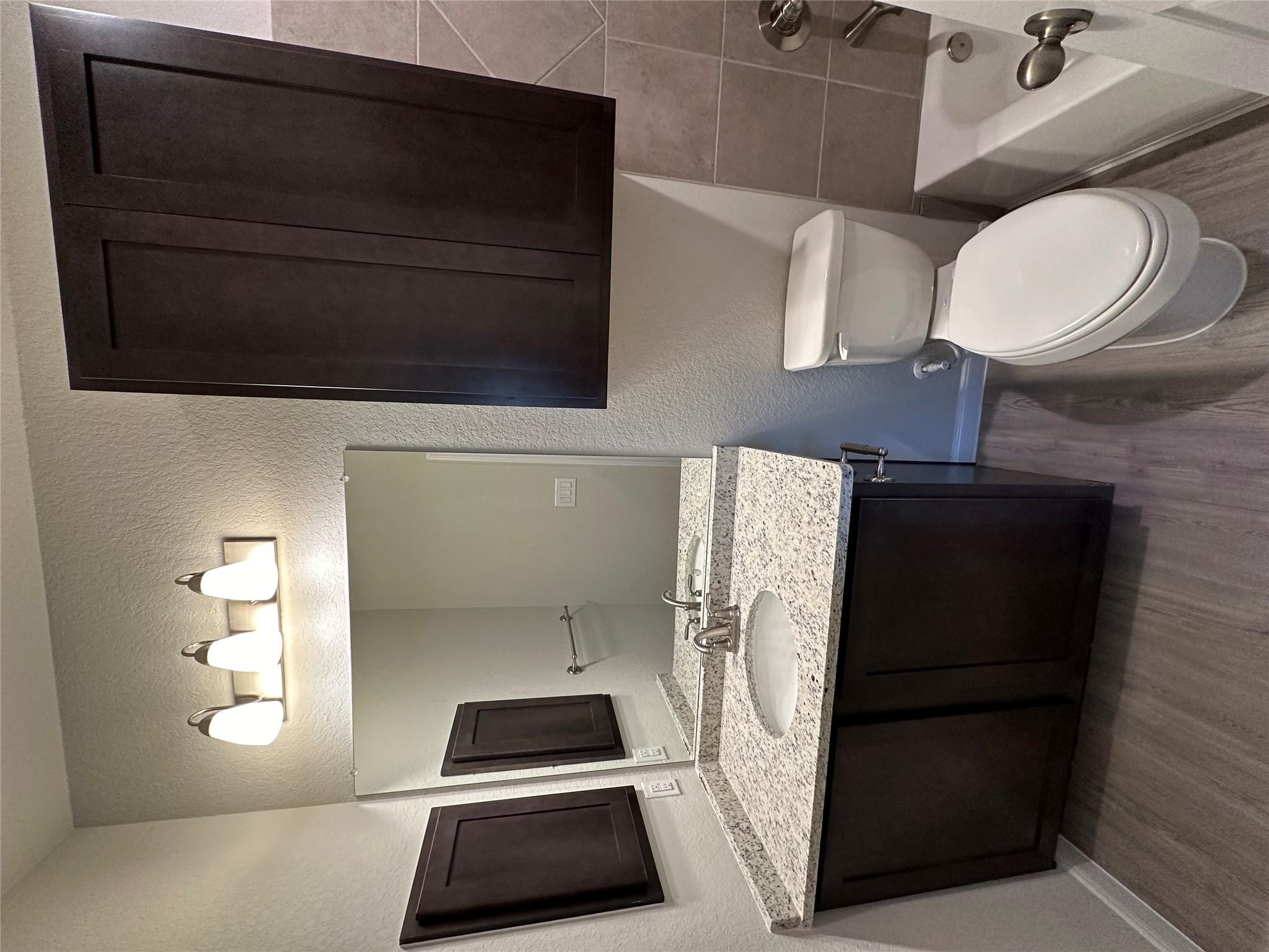 810 E Baxter St E # A & B, Seguin, TX 78155