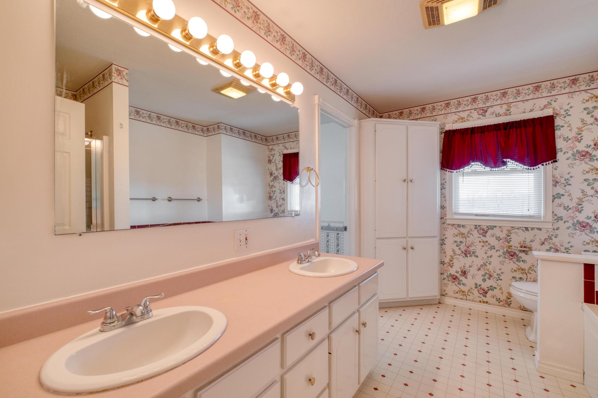 829 State Highway 21 Highway W, Cedar Creek, TX 78612