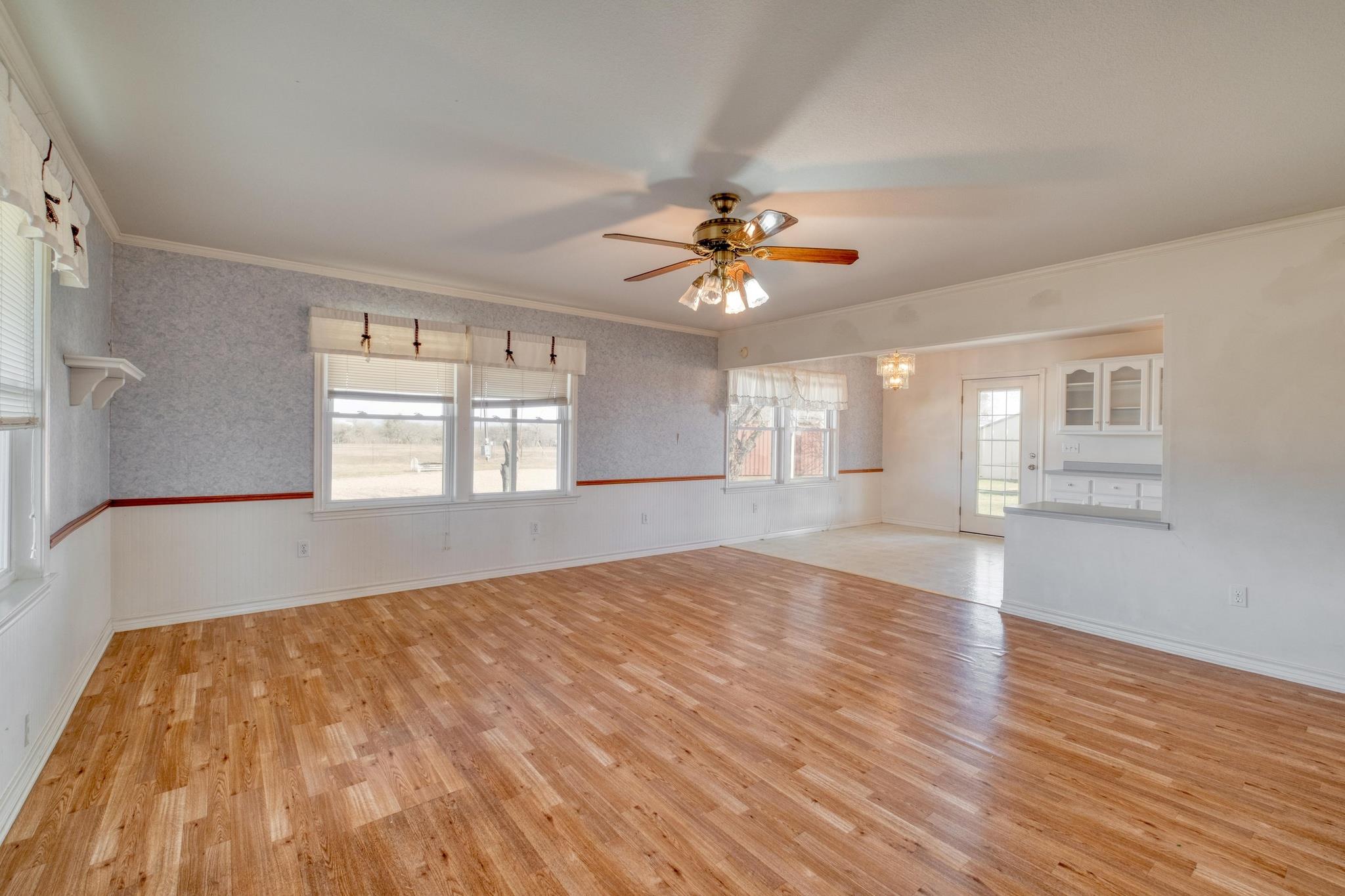 829 State Highway 21 Highway W, Cedar Creek, TX 78612