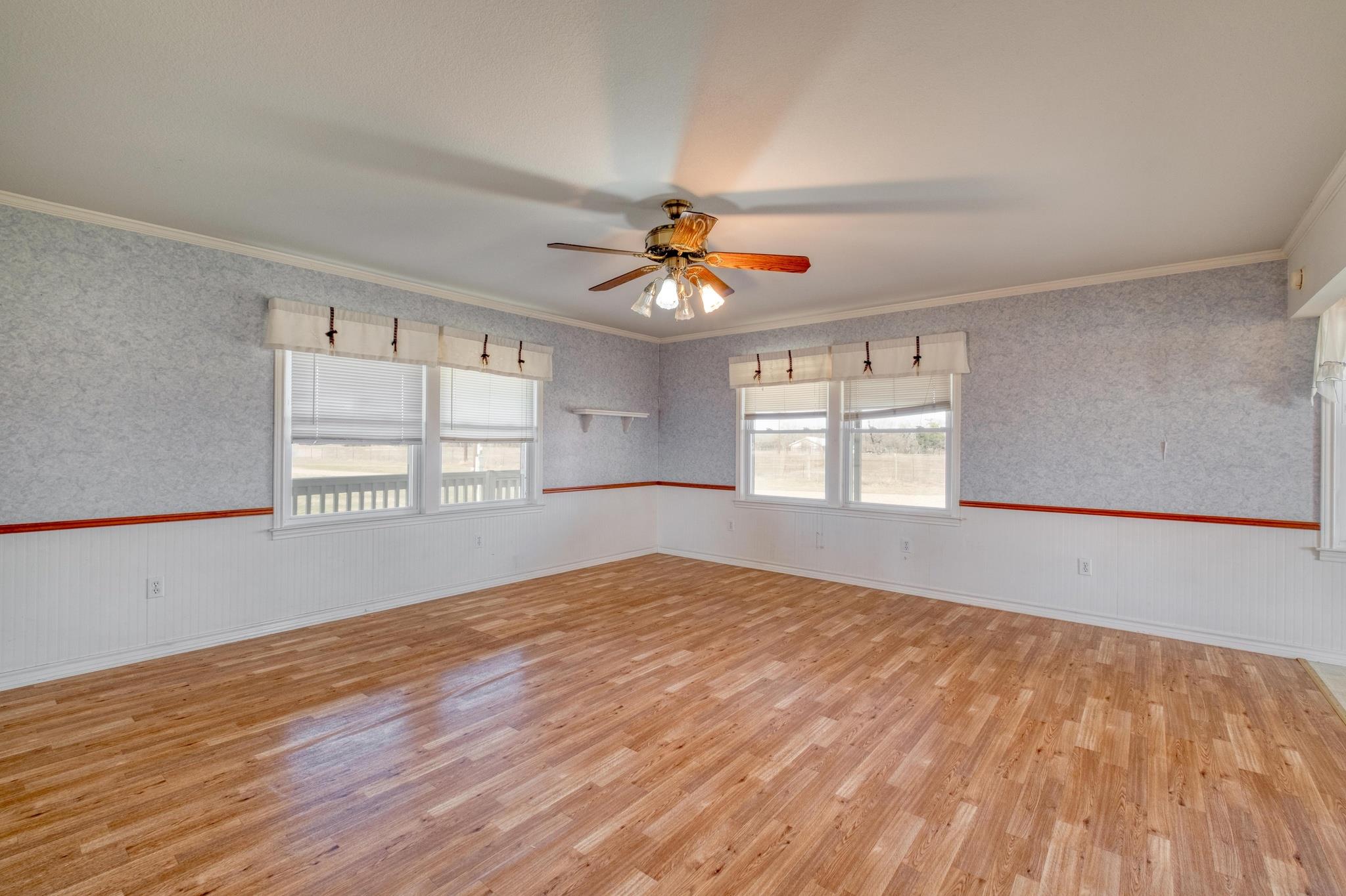 829 State Highway 21 Highway W, Cedar Creek, TX 78612