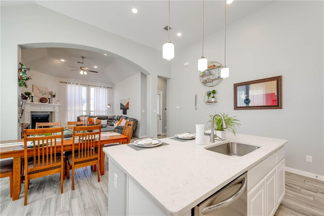 4213 Vespa Cv, Leander, TX 78641