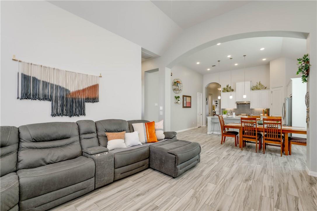 4213 Vespa Cv, Leander, TX 78641