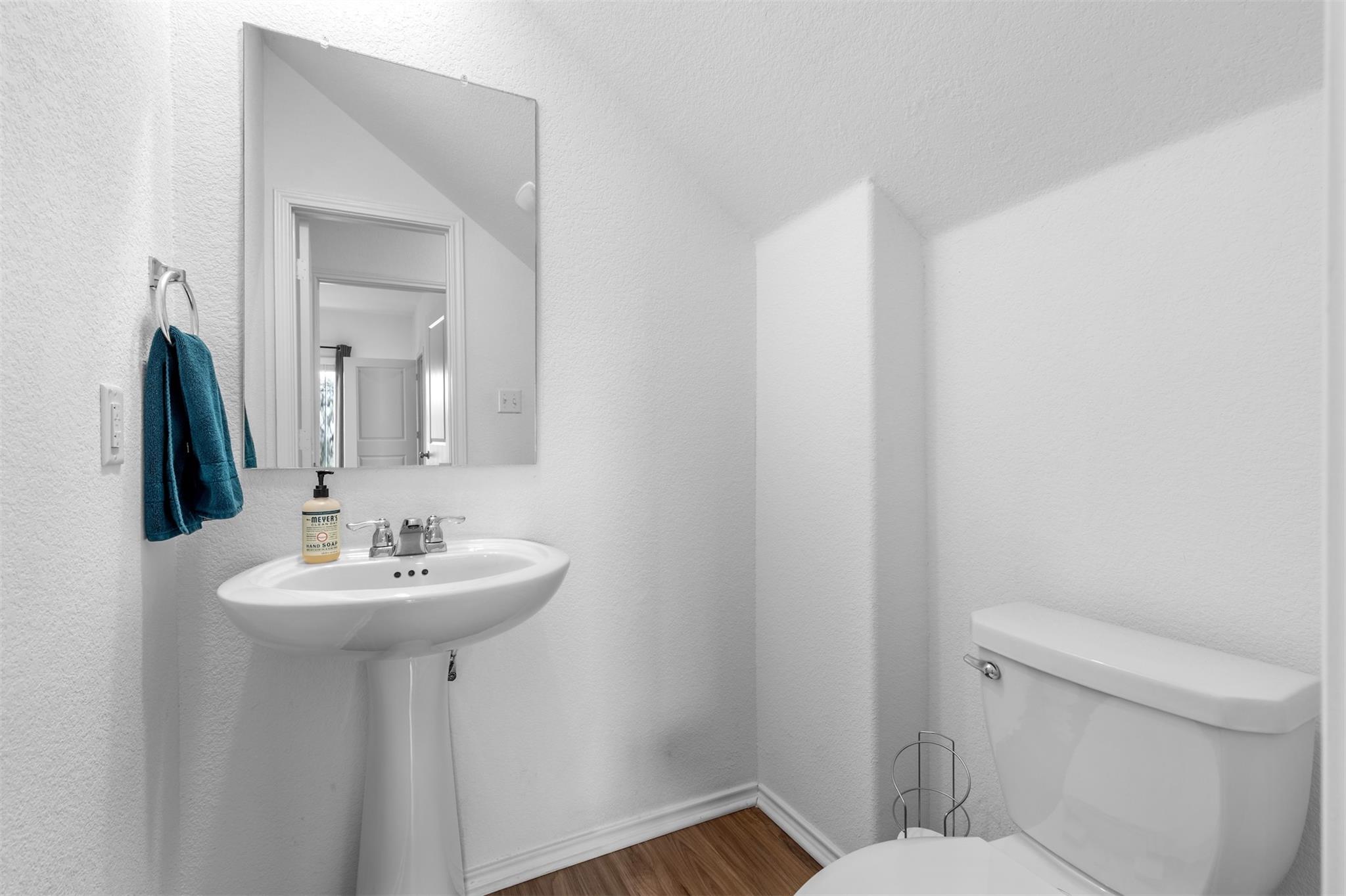 432 Wolf Springs Rd, Georgetown, TX 78628