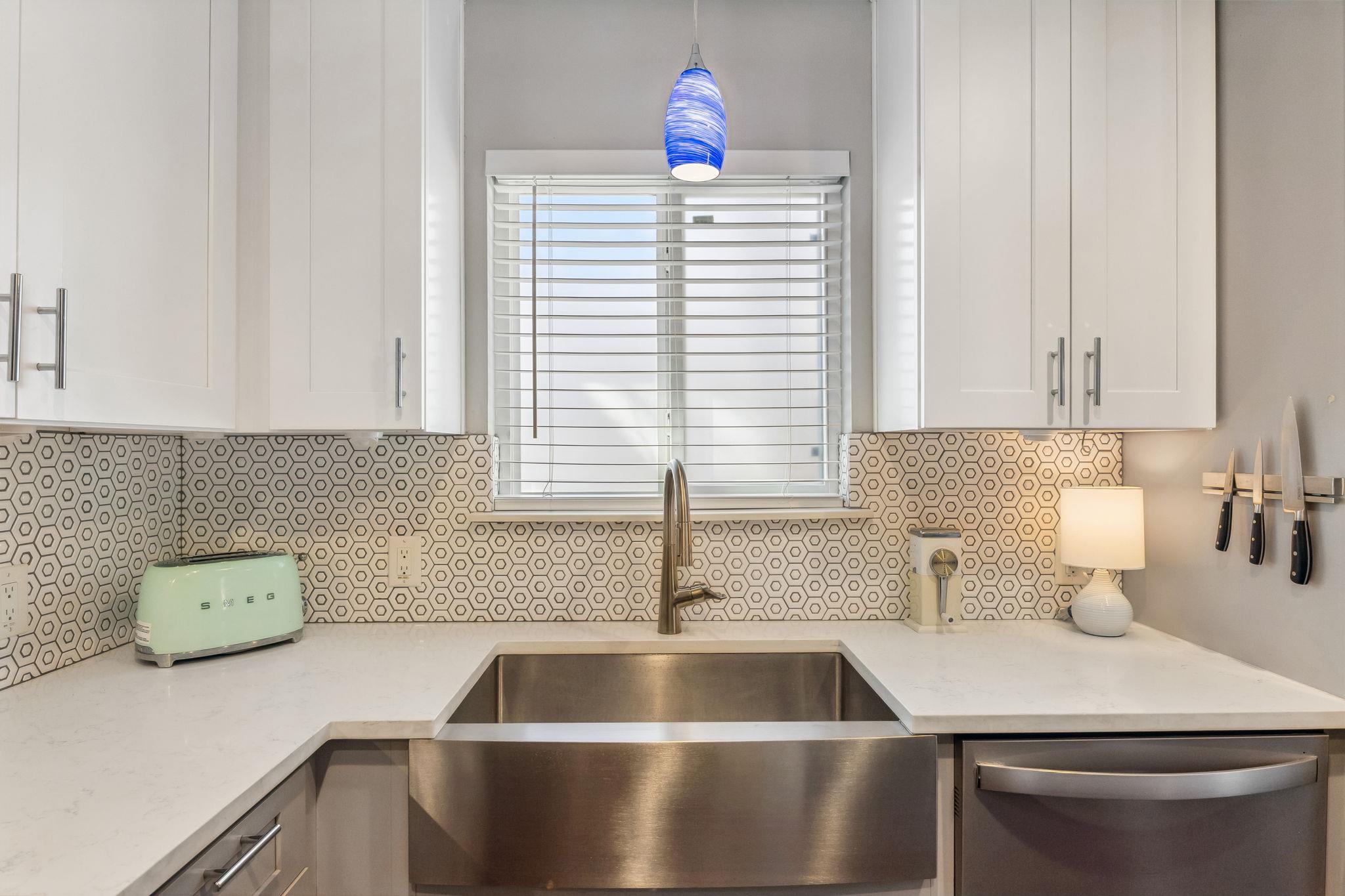 1400 Westmoor Dr, Austin, TX 78723