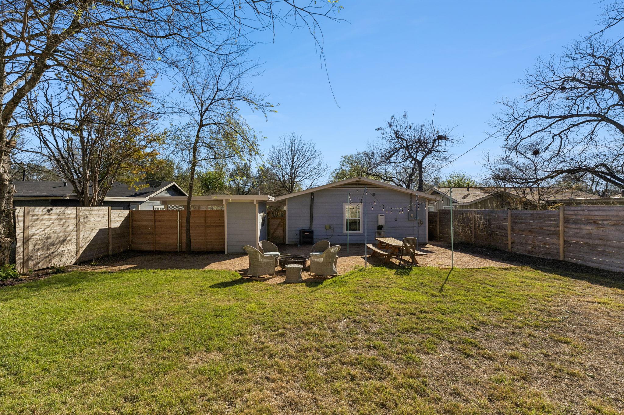 1400 Westmoor Dr, Austin, TX 78723