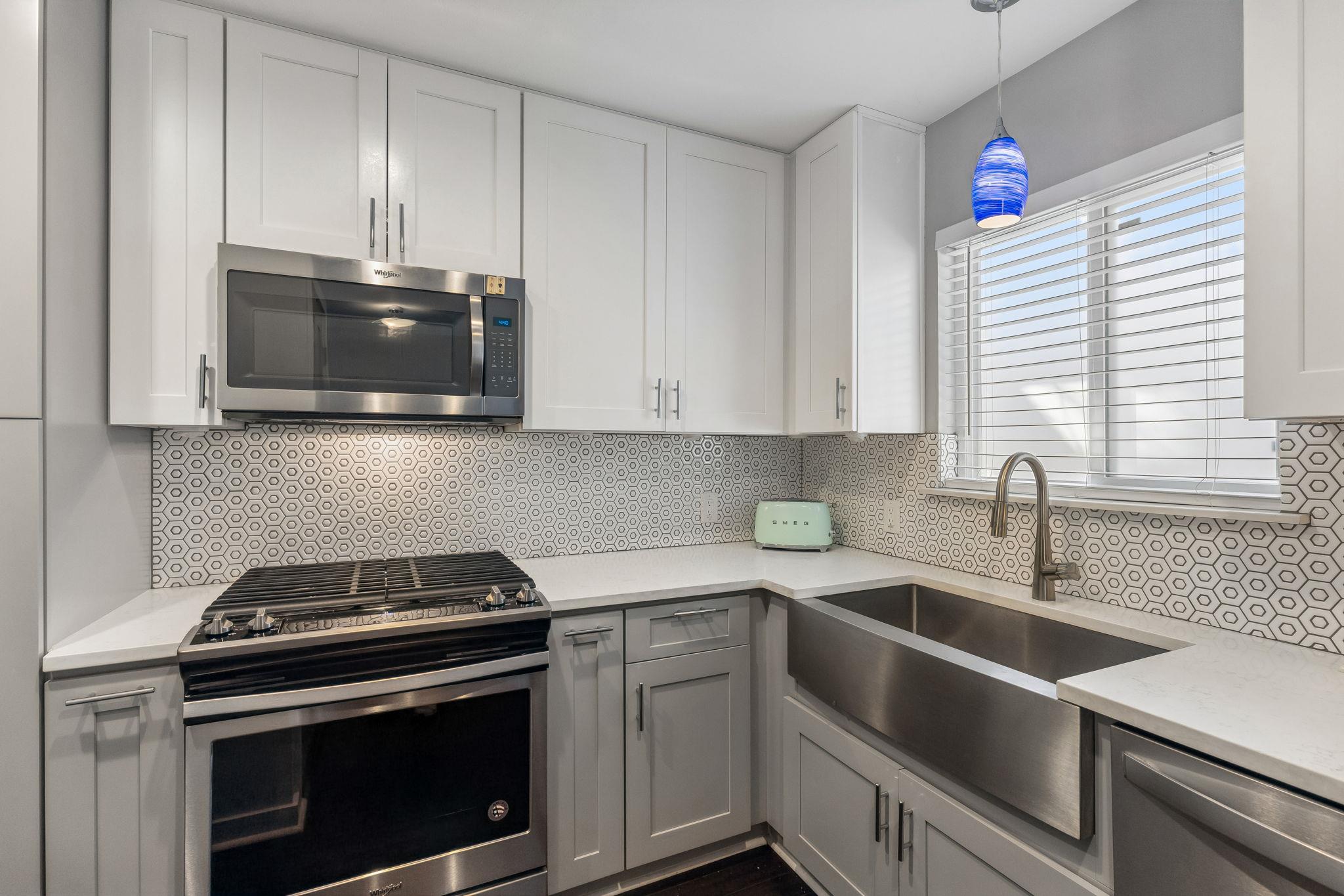 1400 Westmoor Dr, Austin, TX 78723