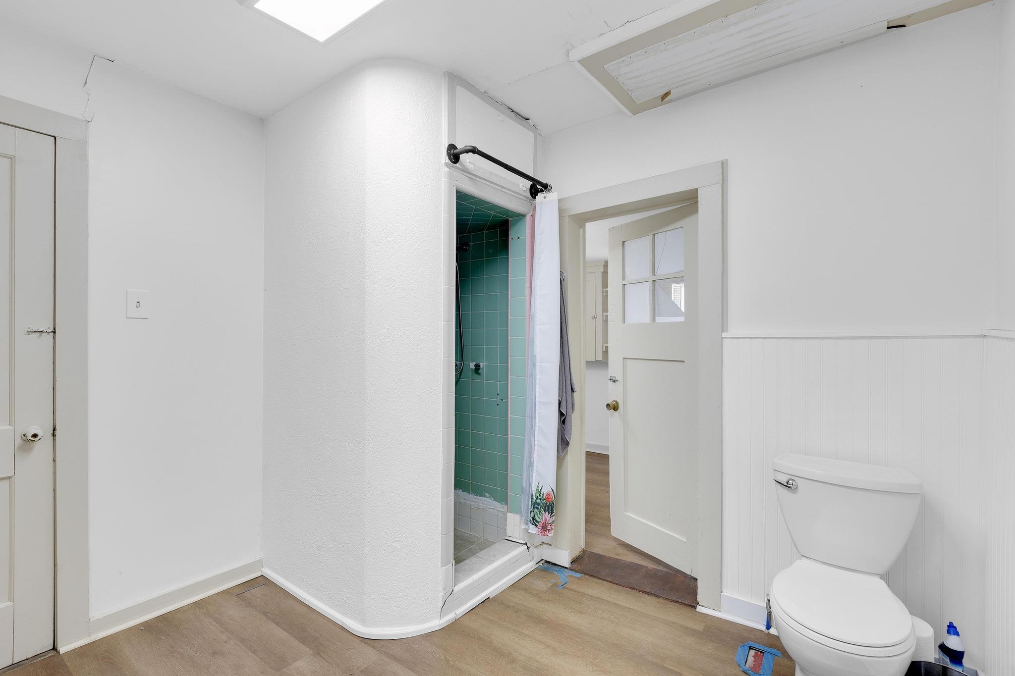 2705 E 2nd St, Austin, TX 78702