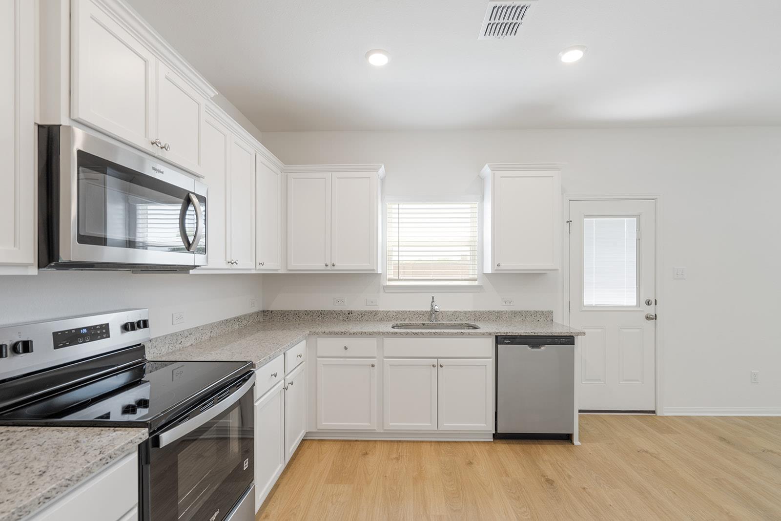 313 Carmel Canyon Trl, Jarrell, TX 76537