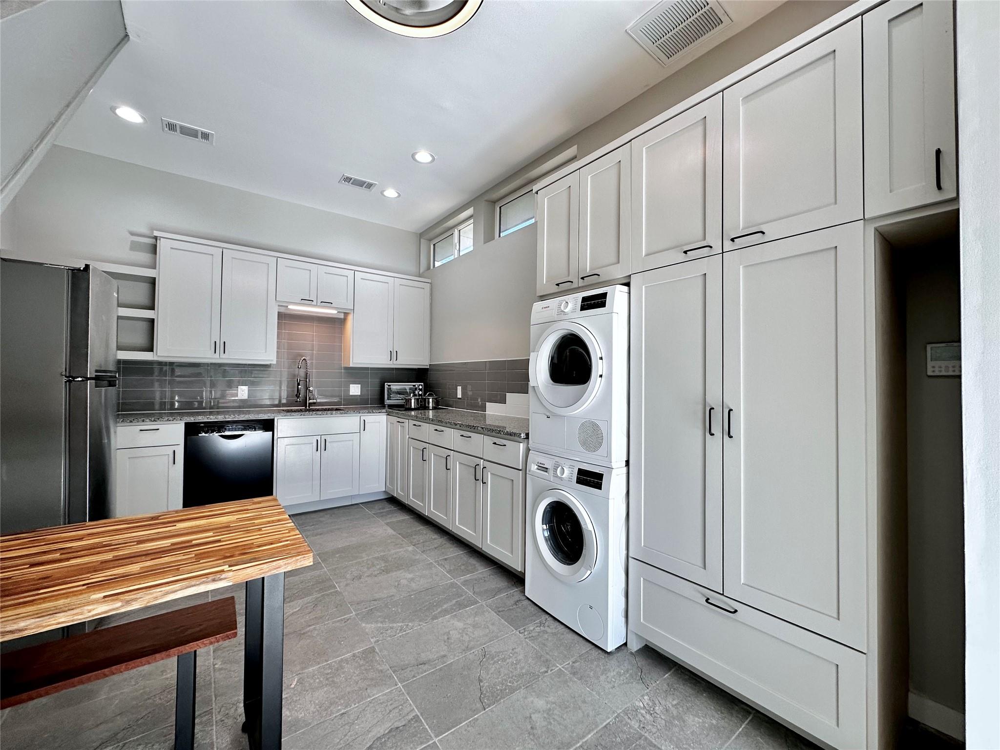 914 E 39th St # 2, Austin, TX 78751