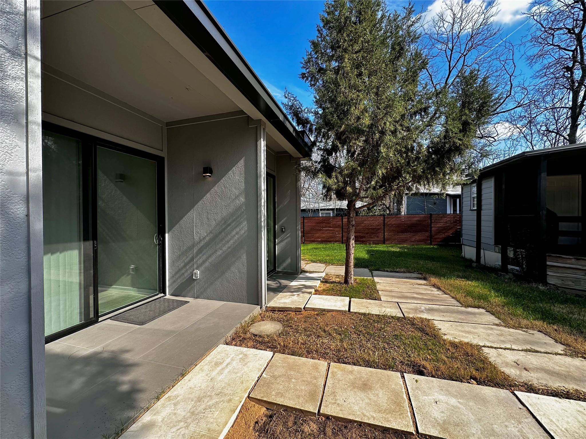 914 E 39th St # 2, Austin, TX 78751