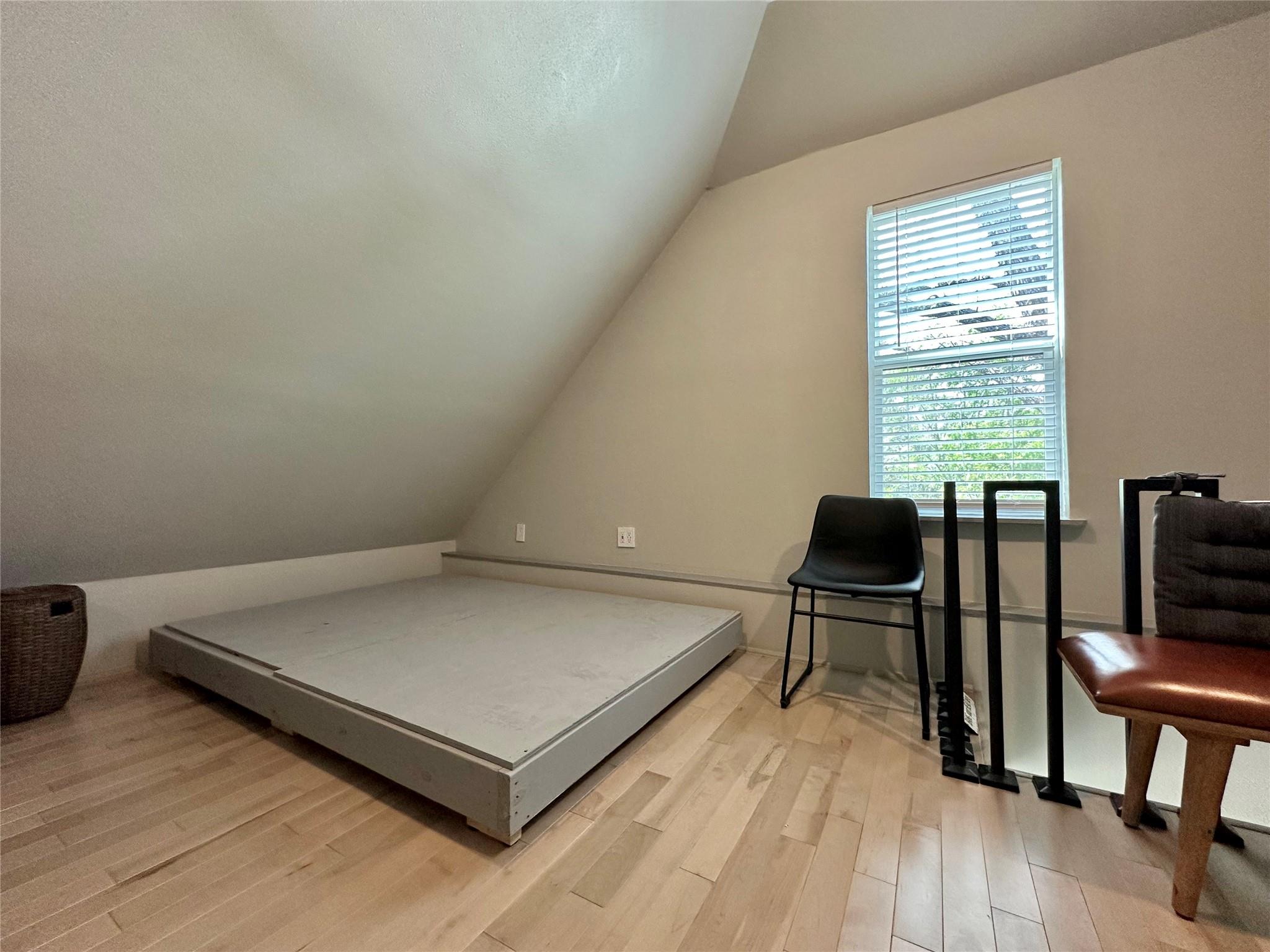 914 E 39th St # 2, Austin, TX 78751