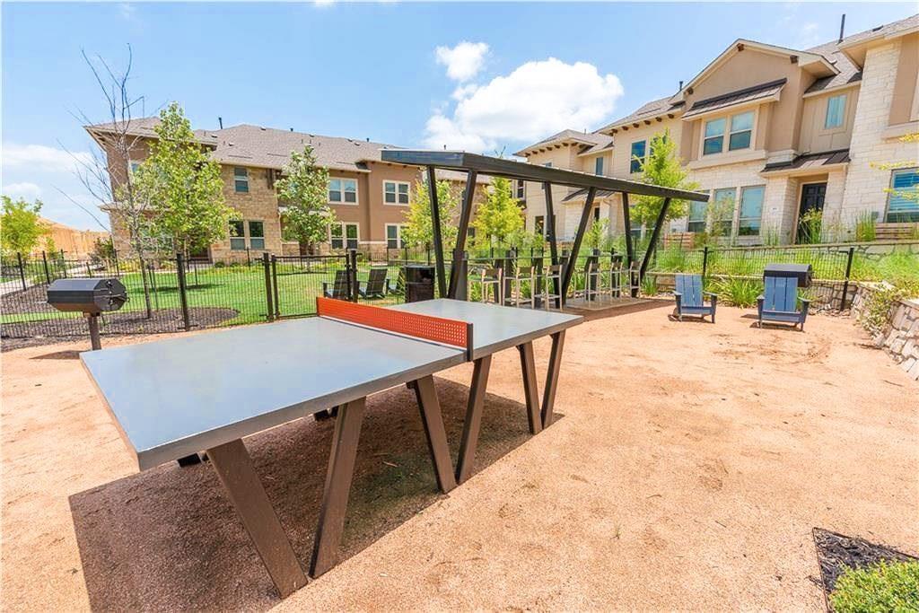 1710 Frontier Valley Dr, Austin, TX 78741