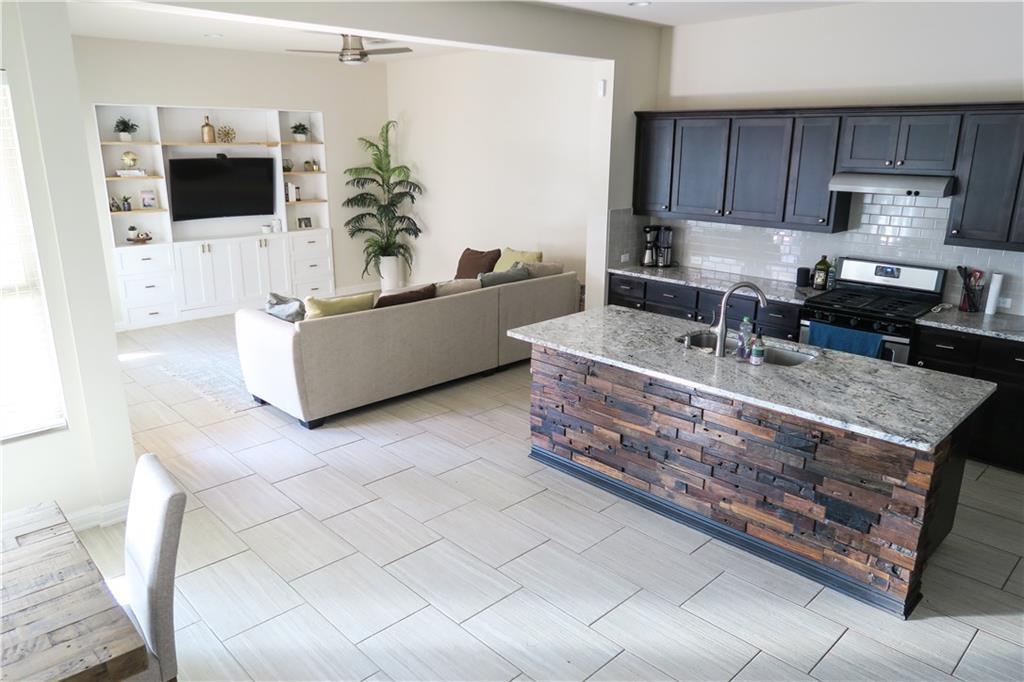 1710 Frontier Valley Dr, Austin, TX 78741