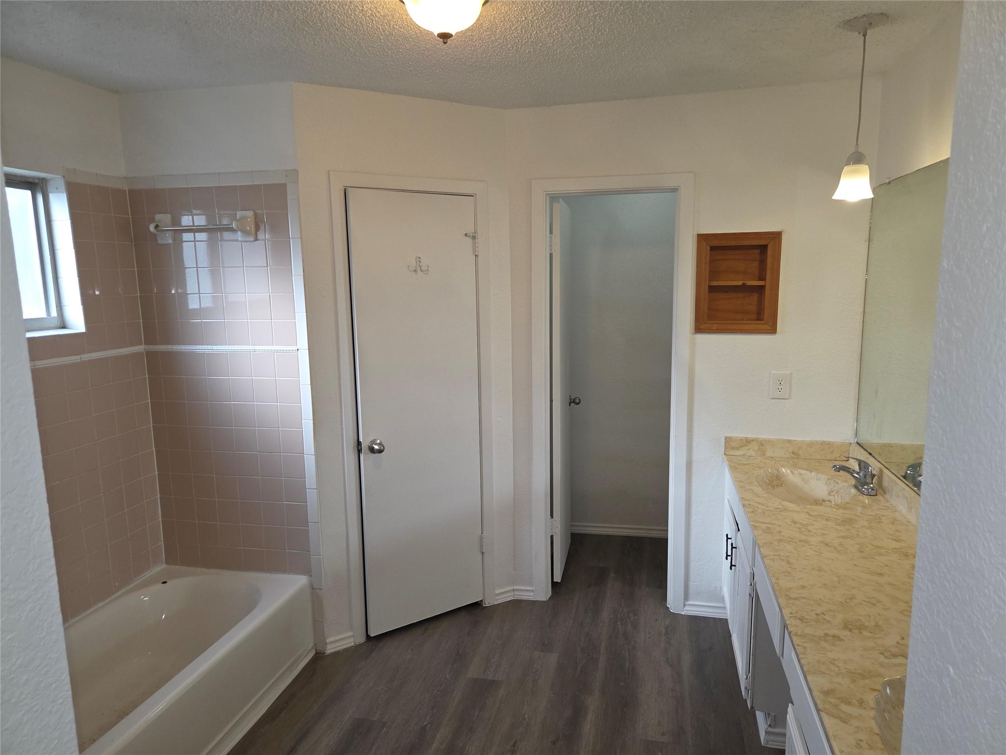 9019 Texas Sun Dr, Austin, TX 78748