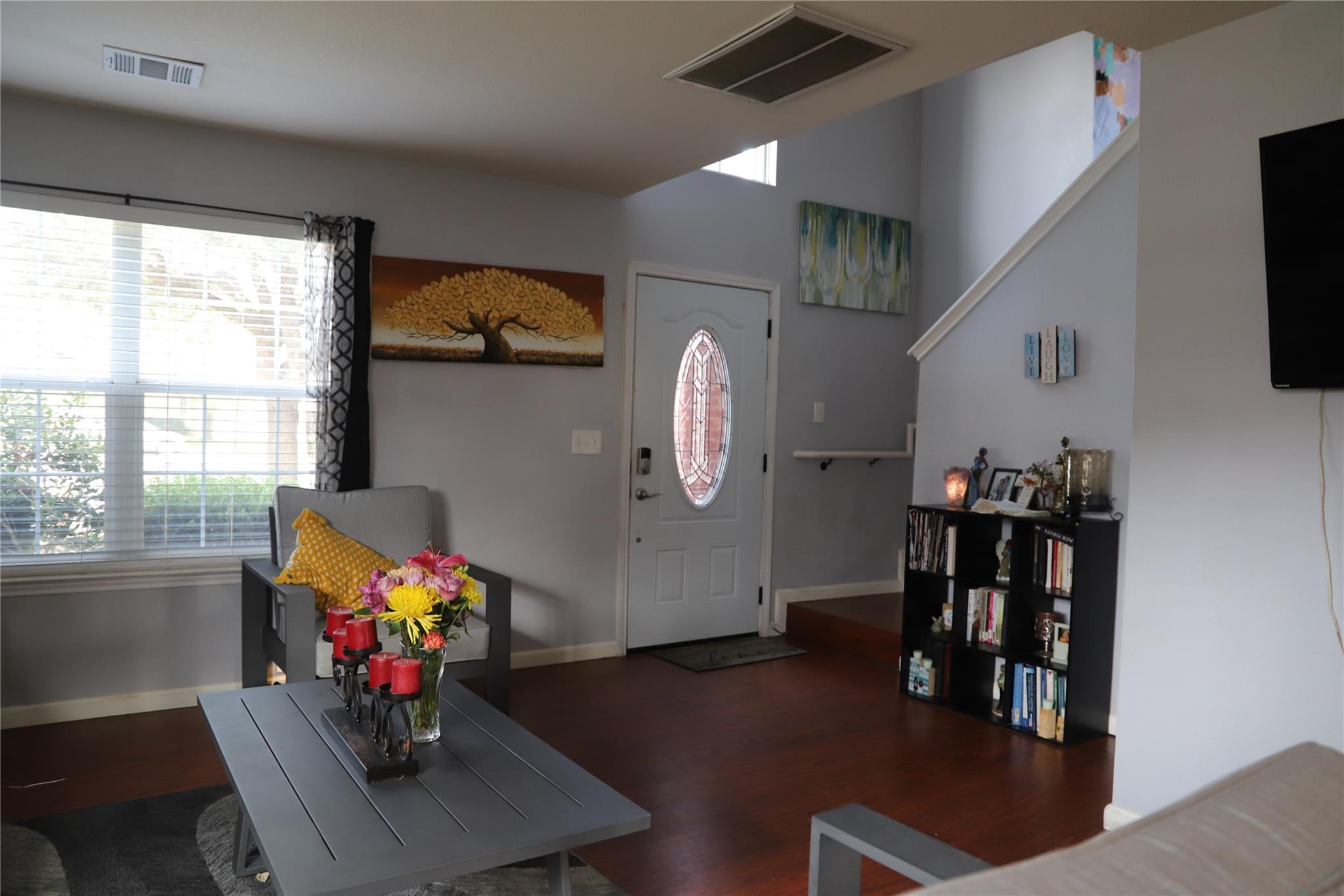 925 Melted Candle Cv, Pflugerville, TX 78660