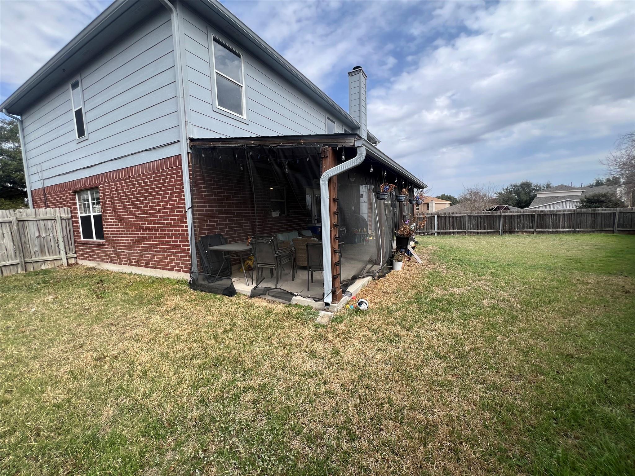 925 Melted Candle Cv, Pflugerville, TX 78660