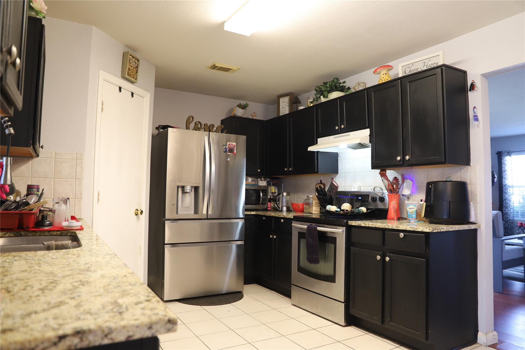 925 Melted Candle Cv, Pflugerville, TX 78660