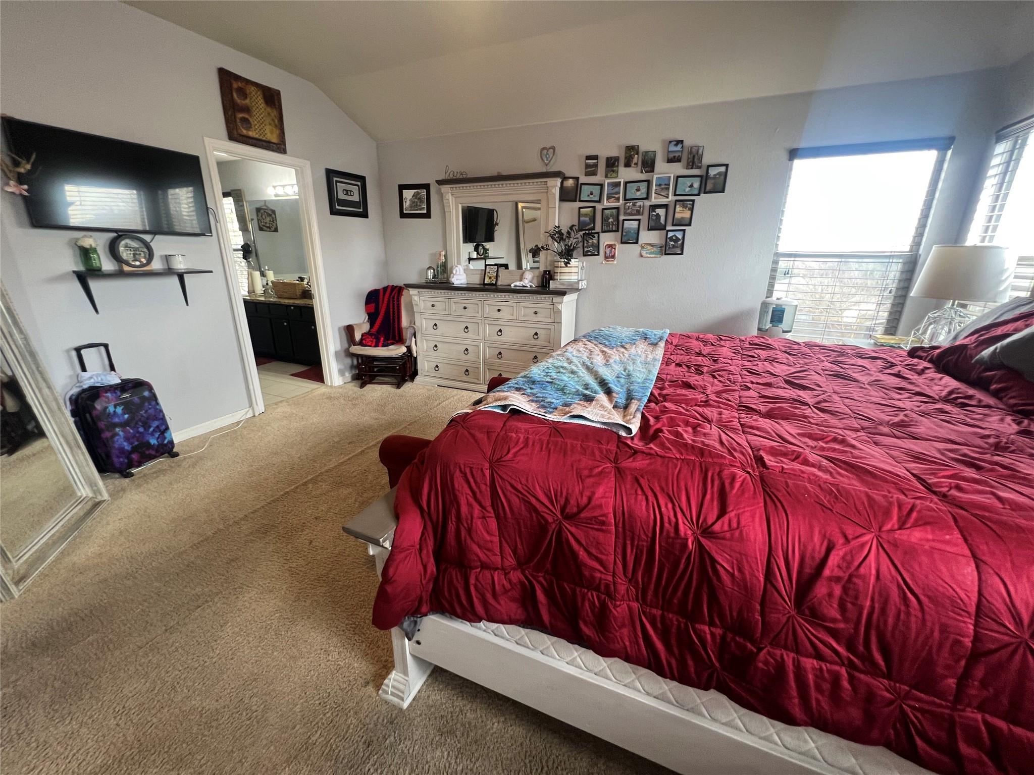 925 Melted Candle Cv, Pflugerville, TX 78660