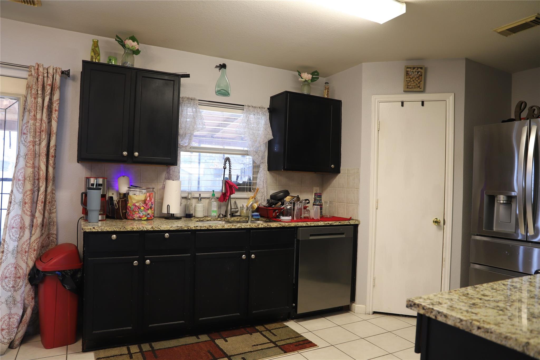 925 Melted Candle Cv, Pflugerville, TX 78660