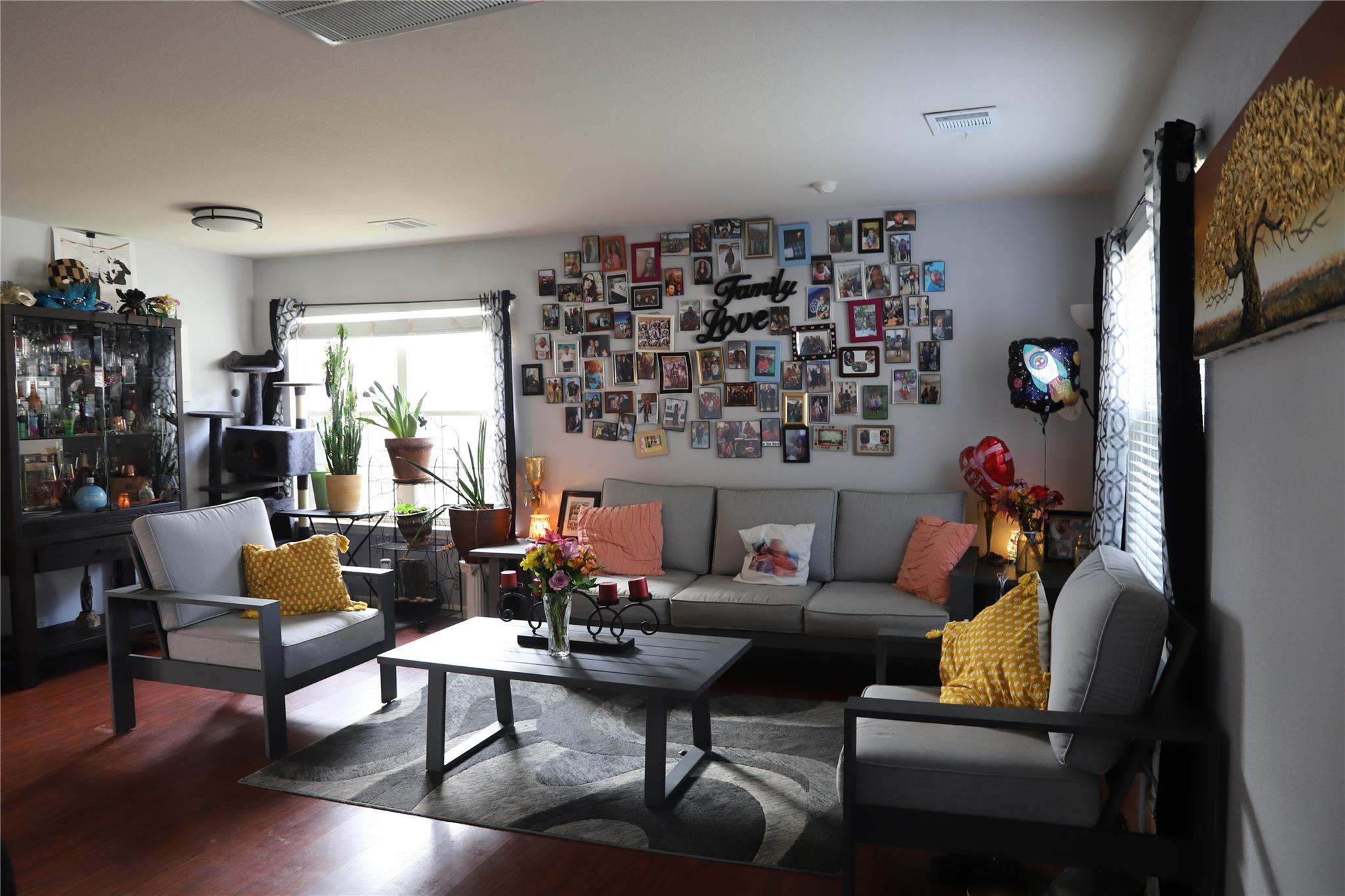 925 Melted Candle Cv, Pflugerville, TX 78660