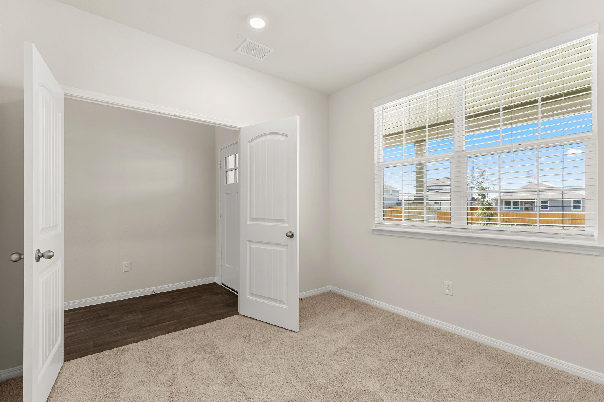 112 Eagle Mountain Trl, Kyle, TX 78640