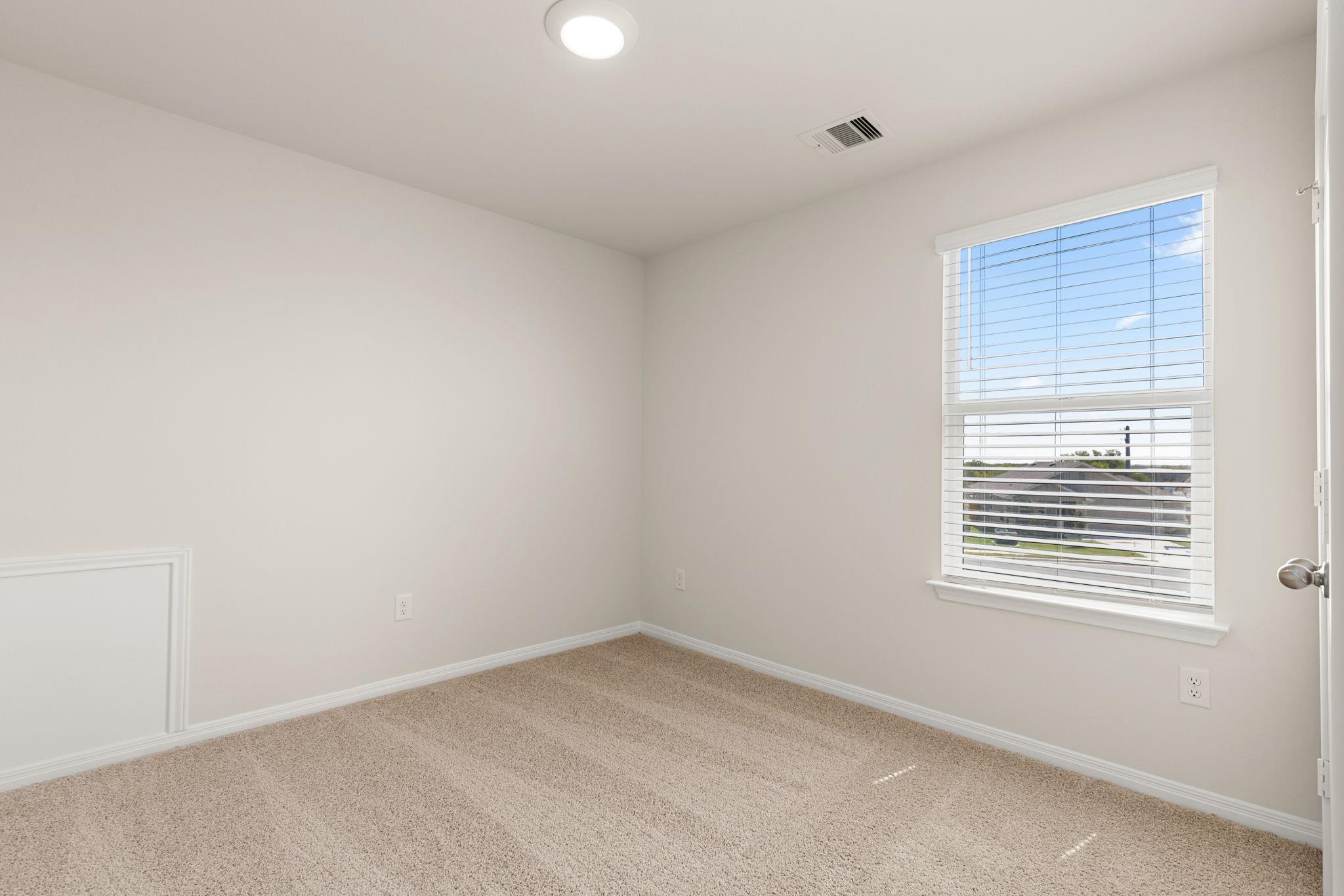 112 Eagle Mountain Trl, Kyle, TX 78640