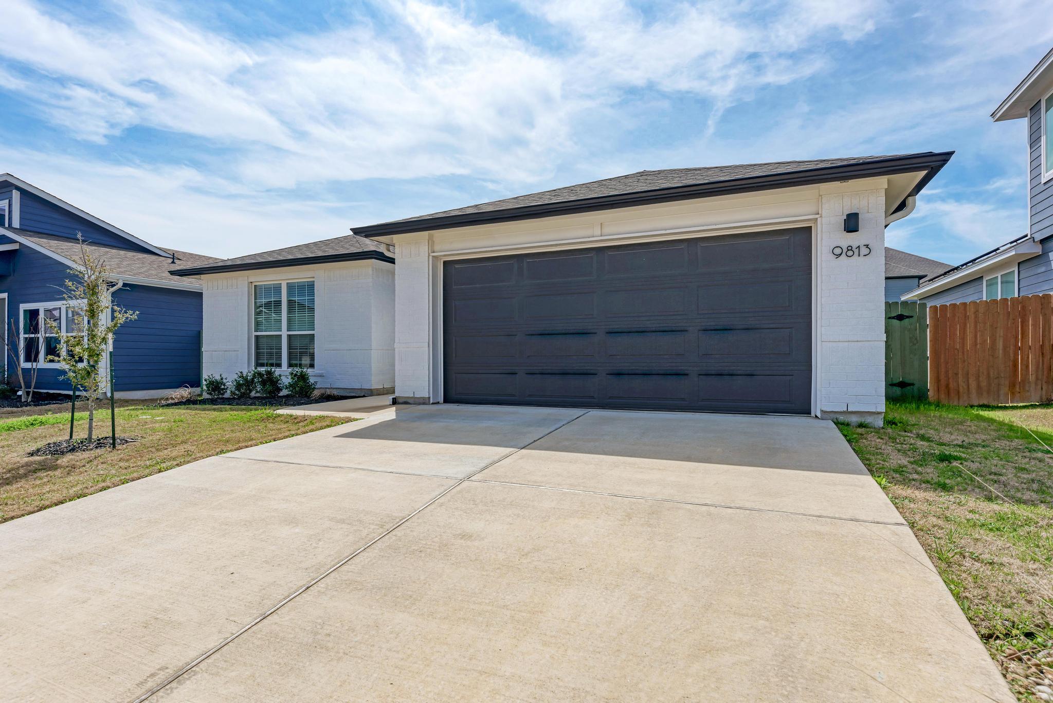 9813 Eloquence Dr, Manor, TX 78653