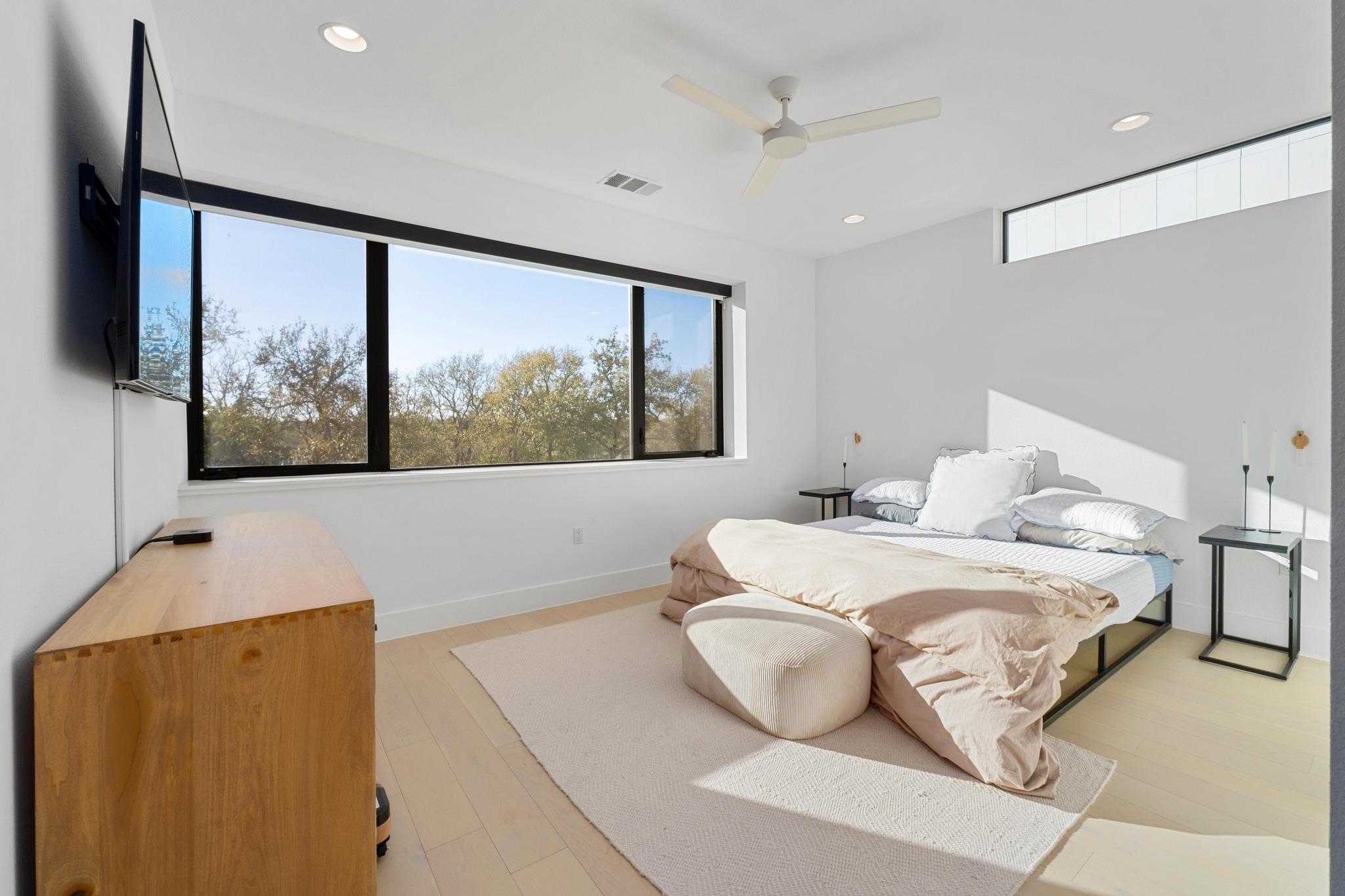 3406 E 17th St # 4, Austin, TX 78721