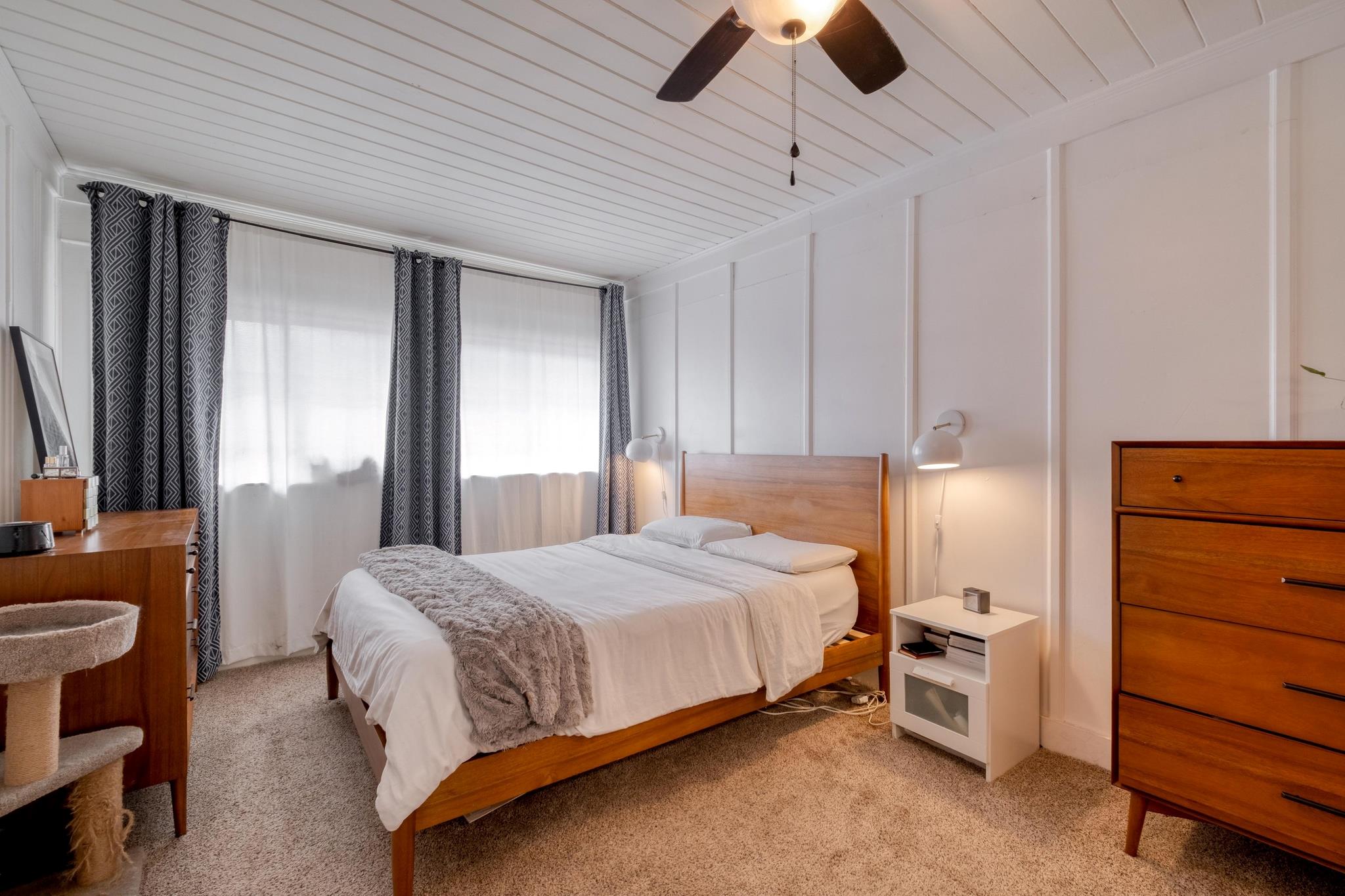 1233 Orange St, Lockhart, TX 78644