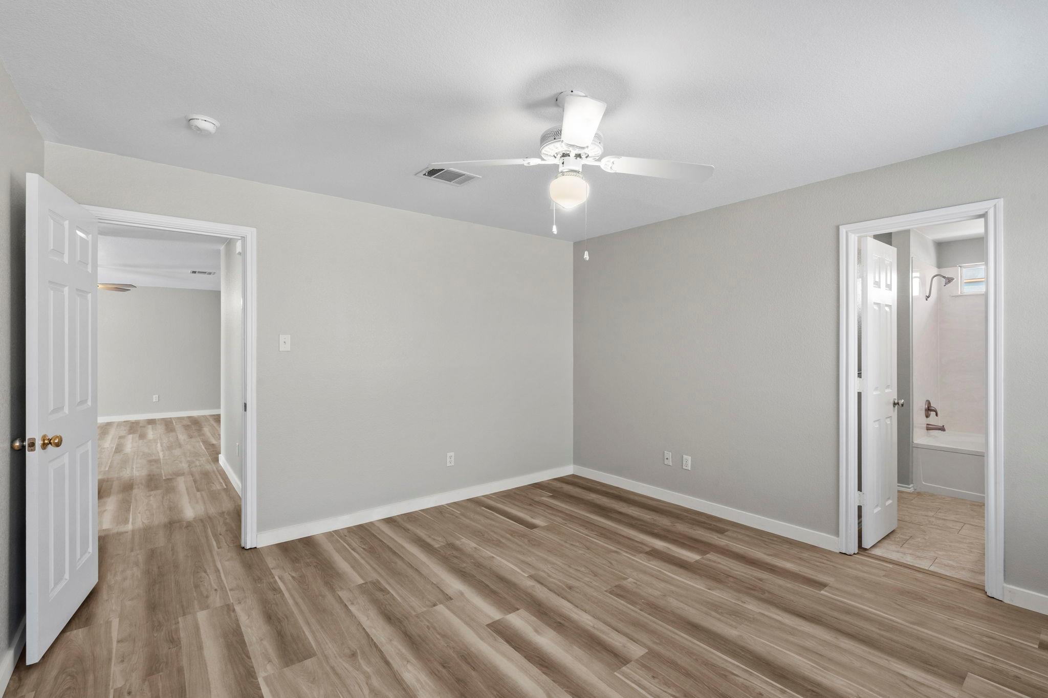 164 Pearl Lake Dr, Kyle, TX 78640