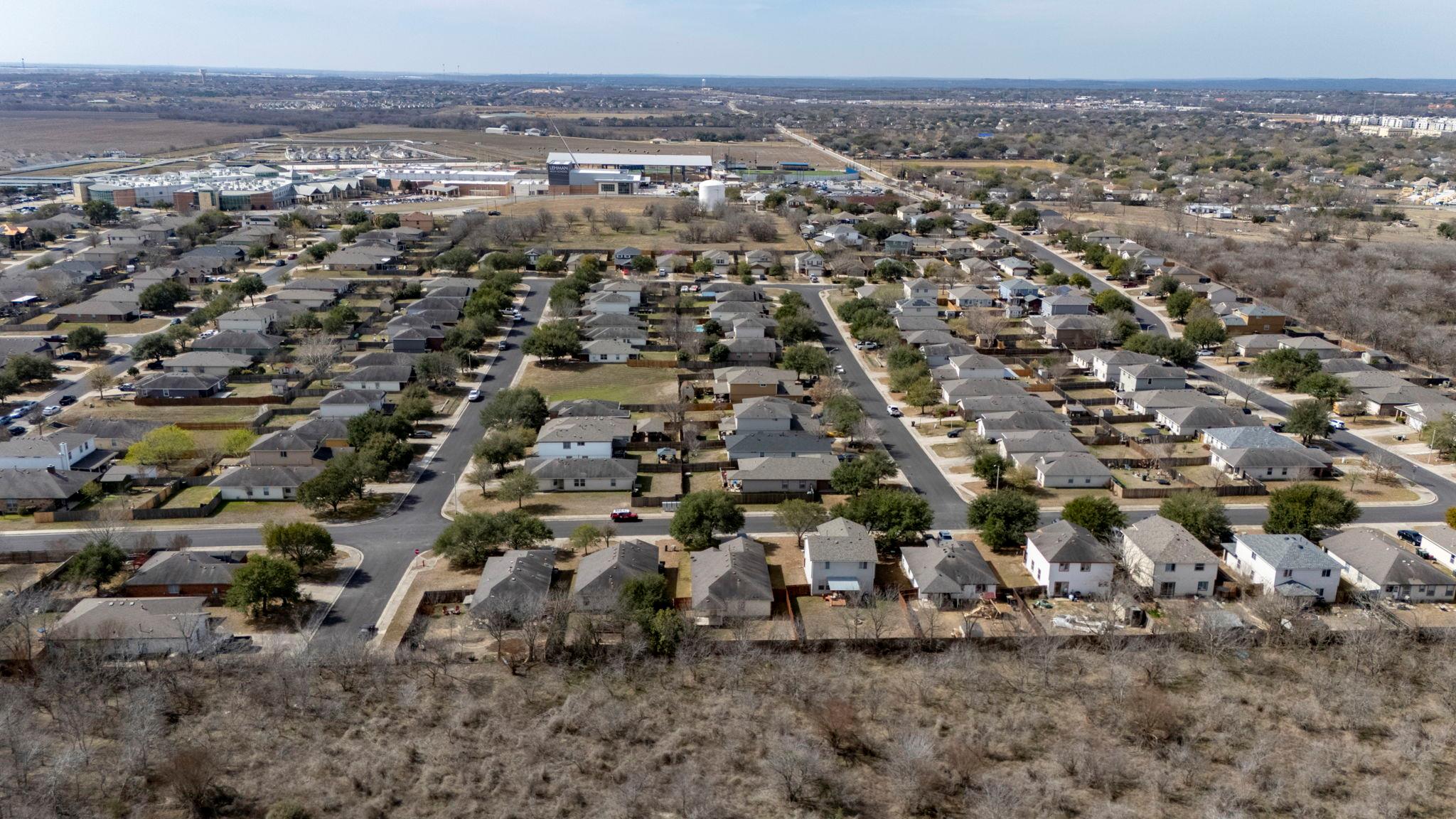 164 Pearl Lake Dr, Kyle, TX 78640