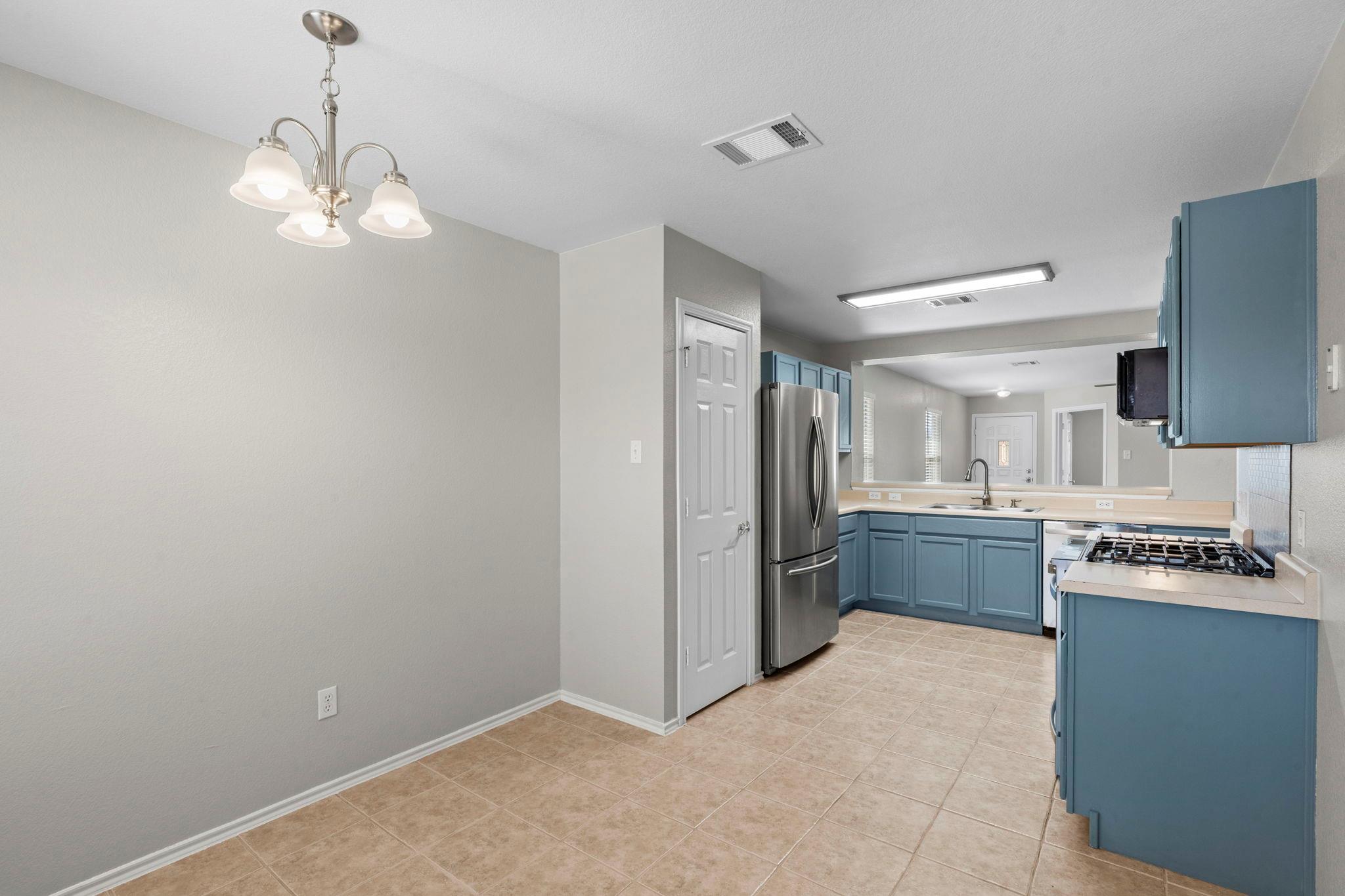 164 Pearl Lake Dr, Kyle, TX 78640